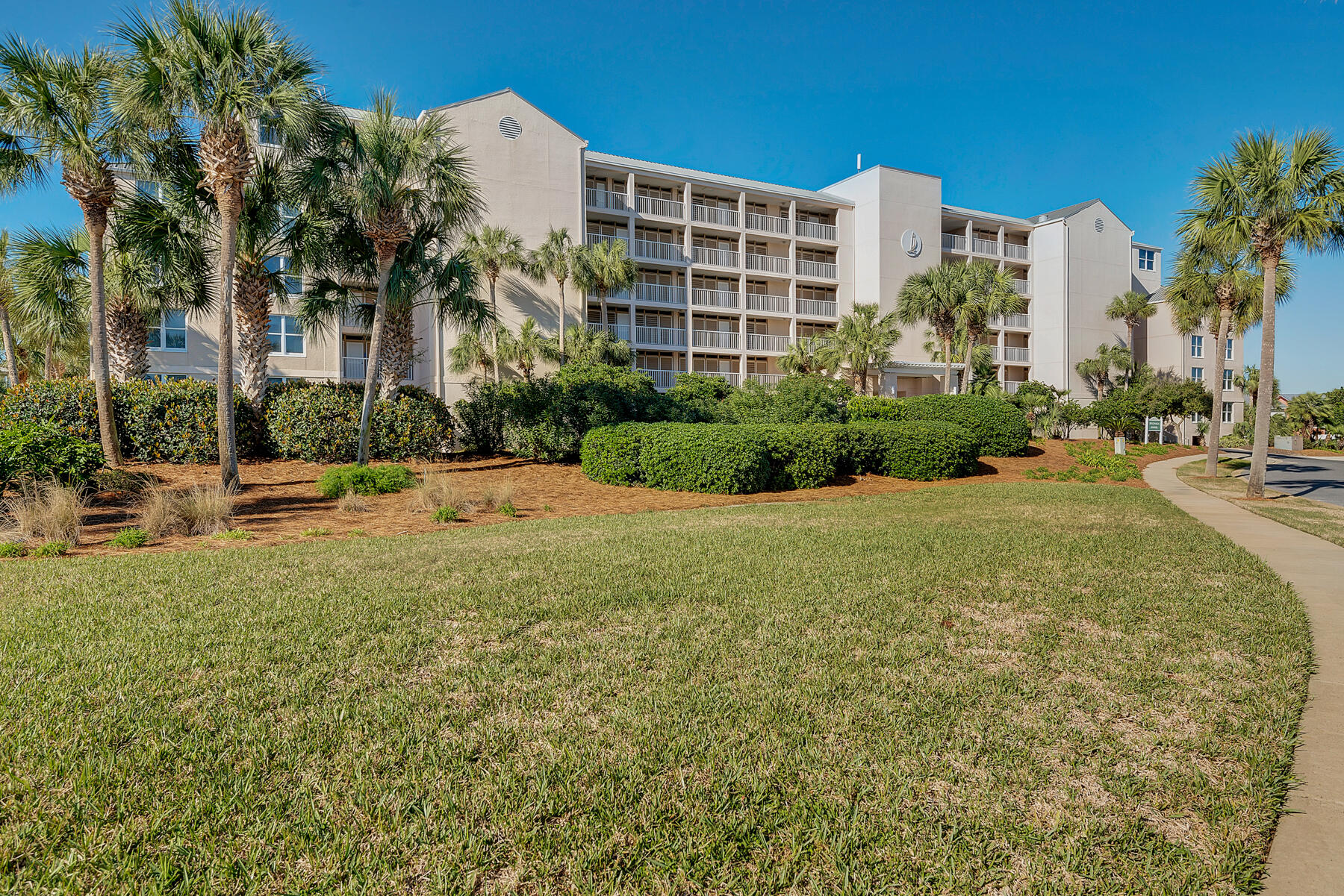 MAGNOLIA HOUSE - Residential