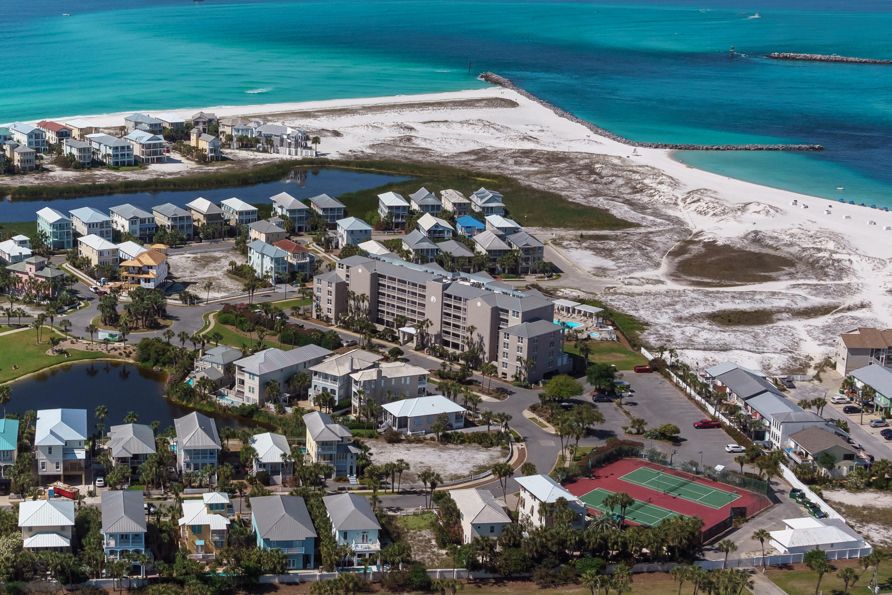 MAGNOLIA HOUSE - Residential