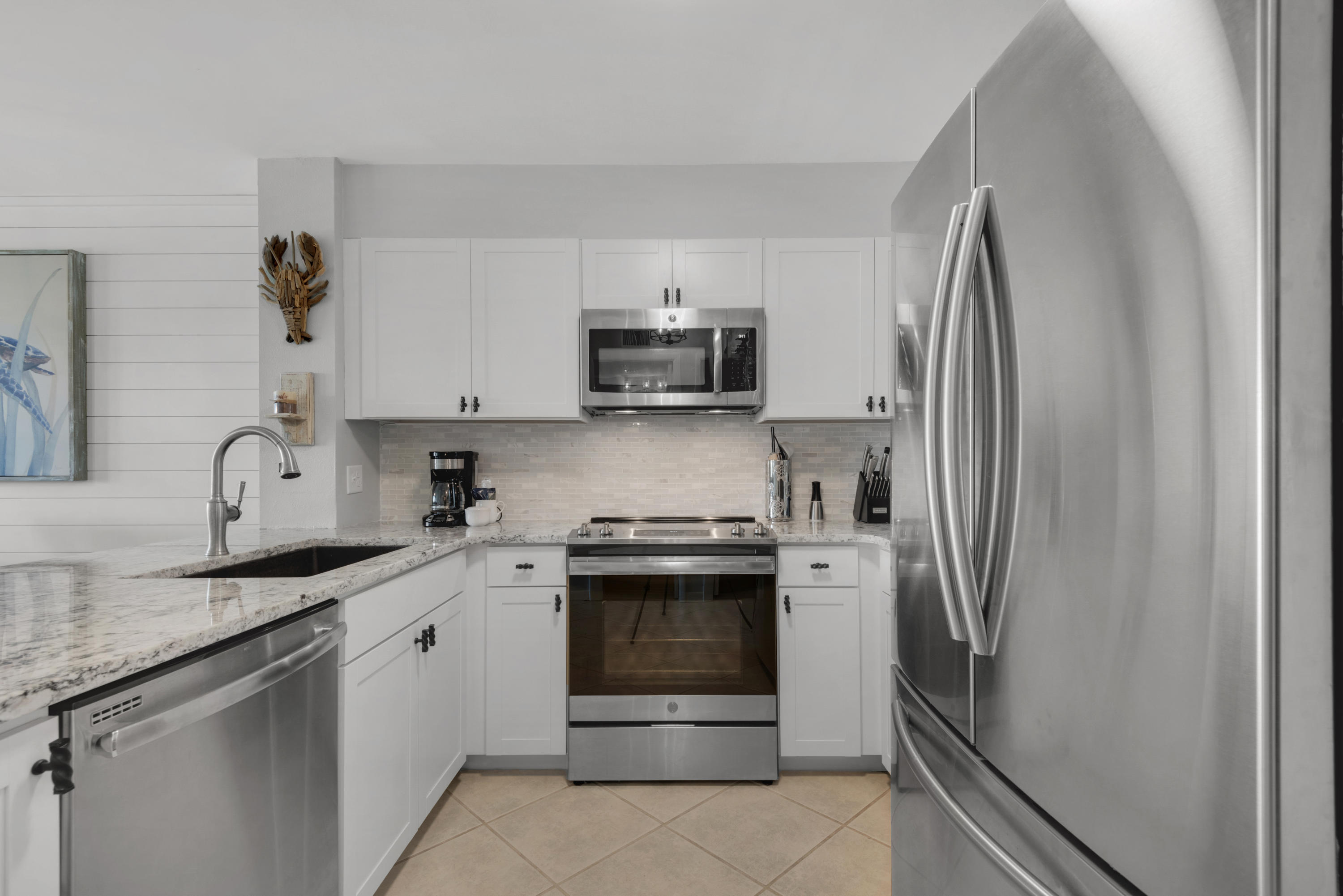 MAGNOLIA HOUSE - Residential