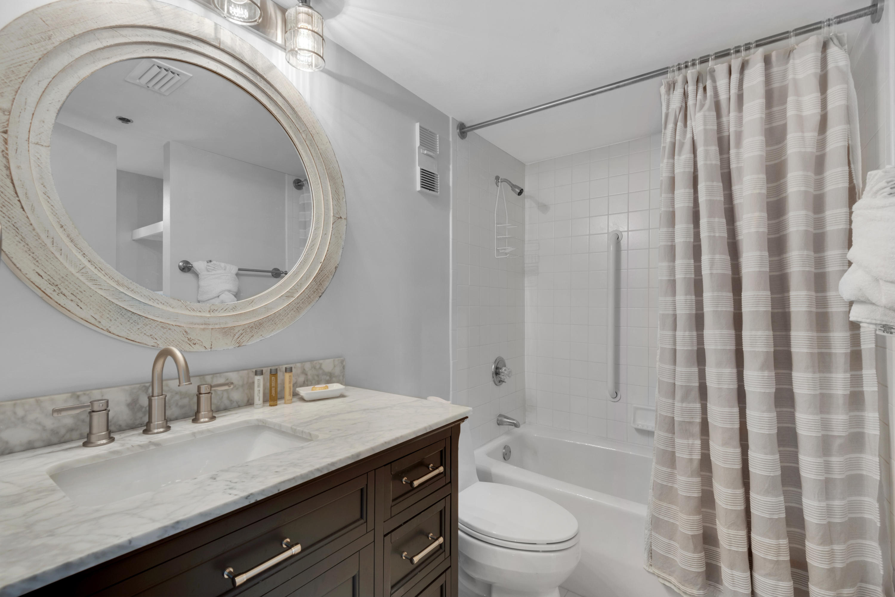 MAGNOLIA HOUSE - Residential