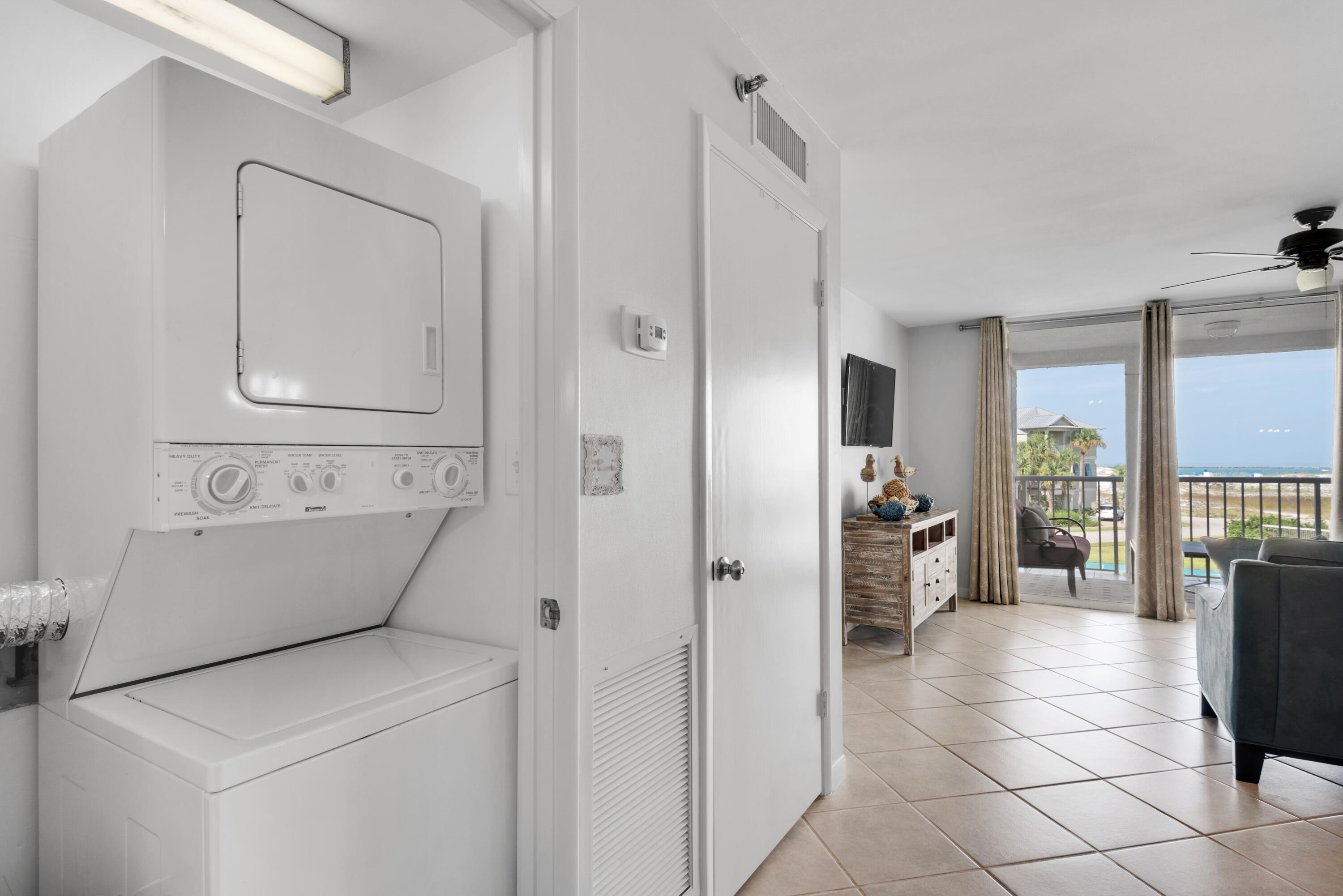 MAGNOLIA HOUSE - Residential