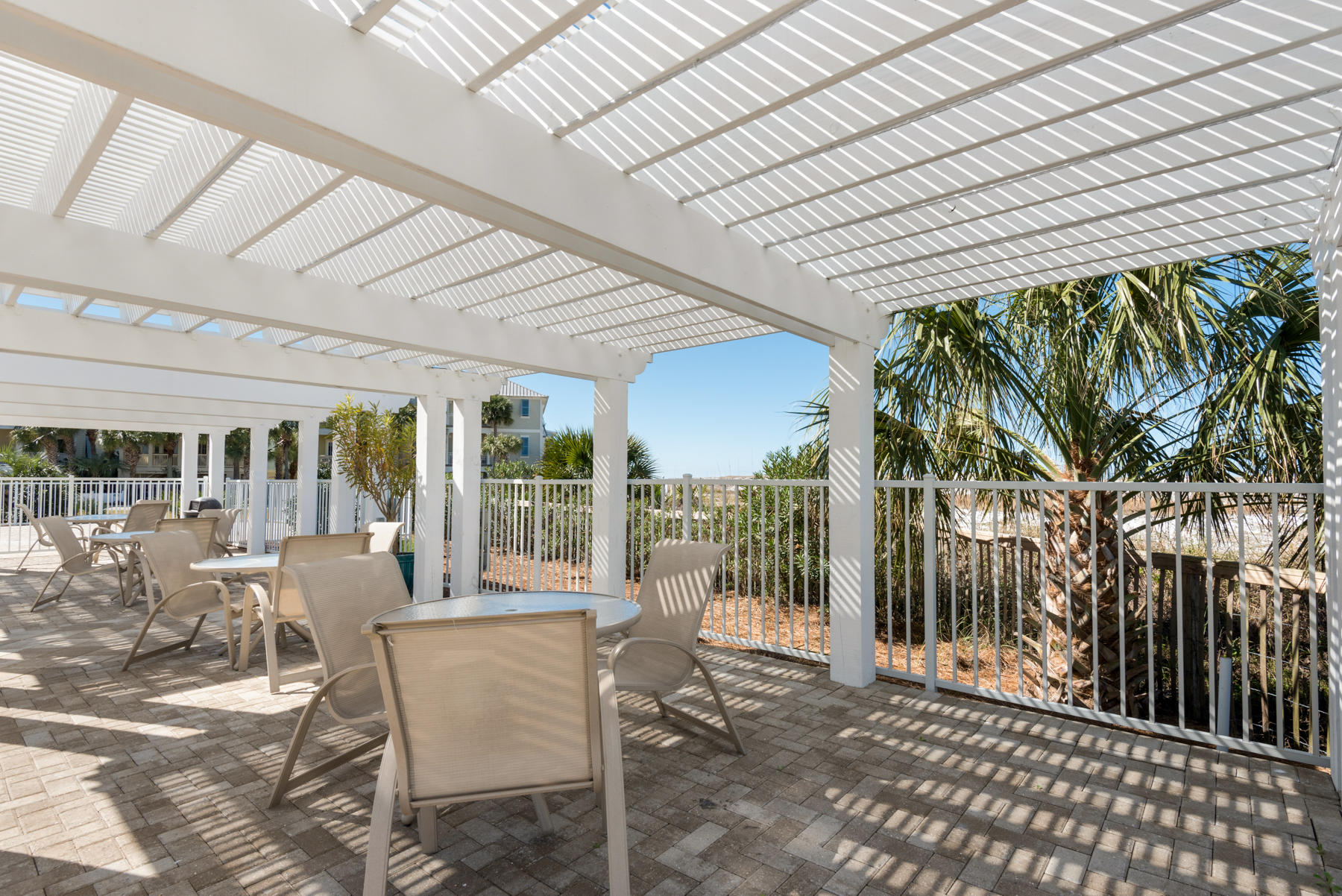 MAGNOLIA HOUSE - Residential