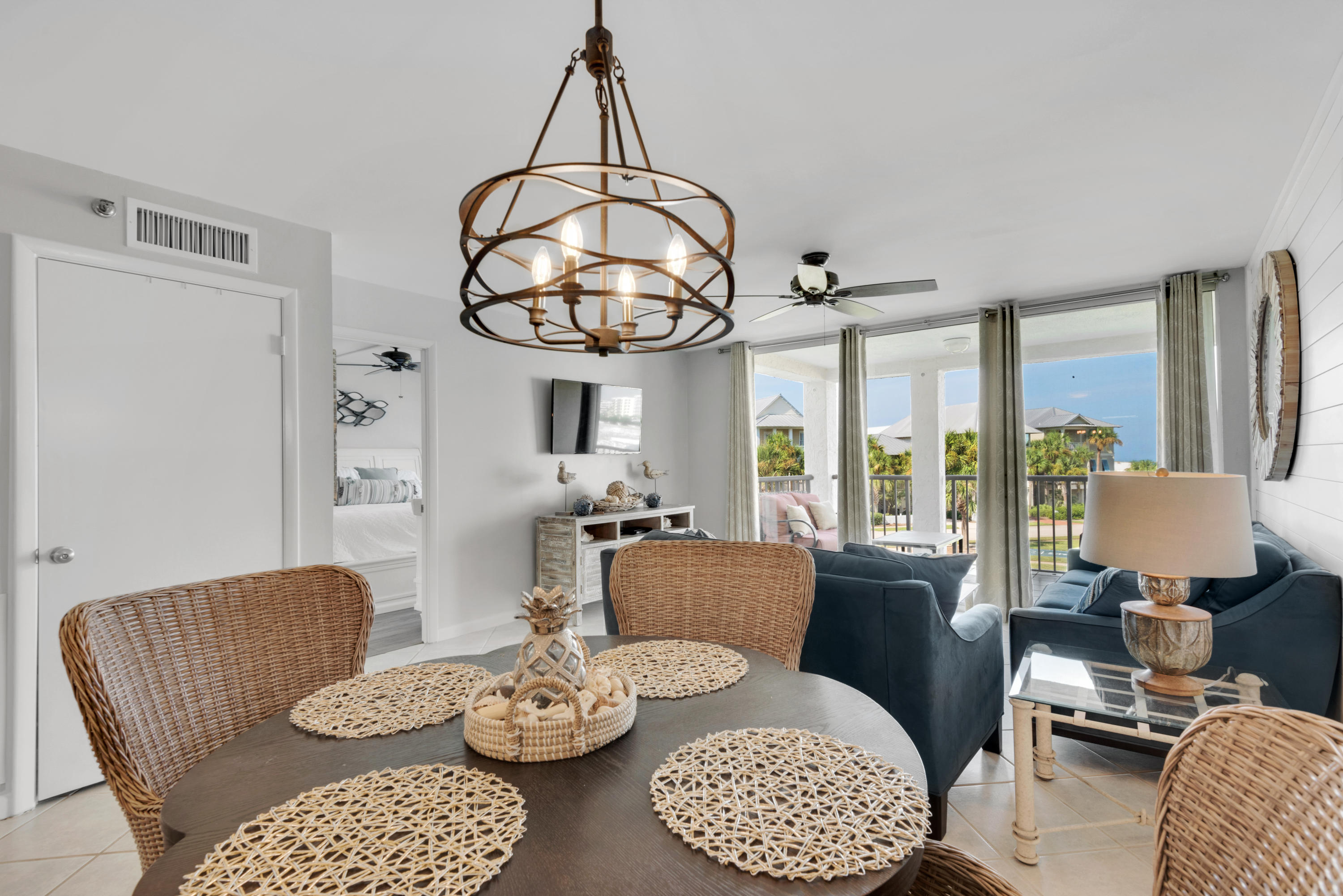 MAGNOLIA HOUSE - Residential