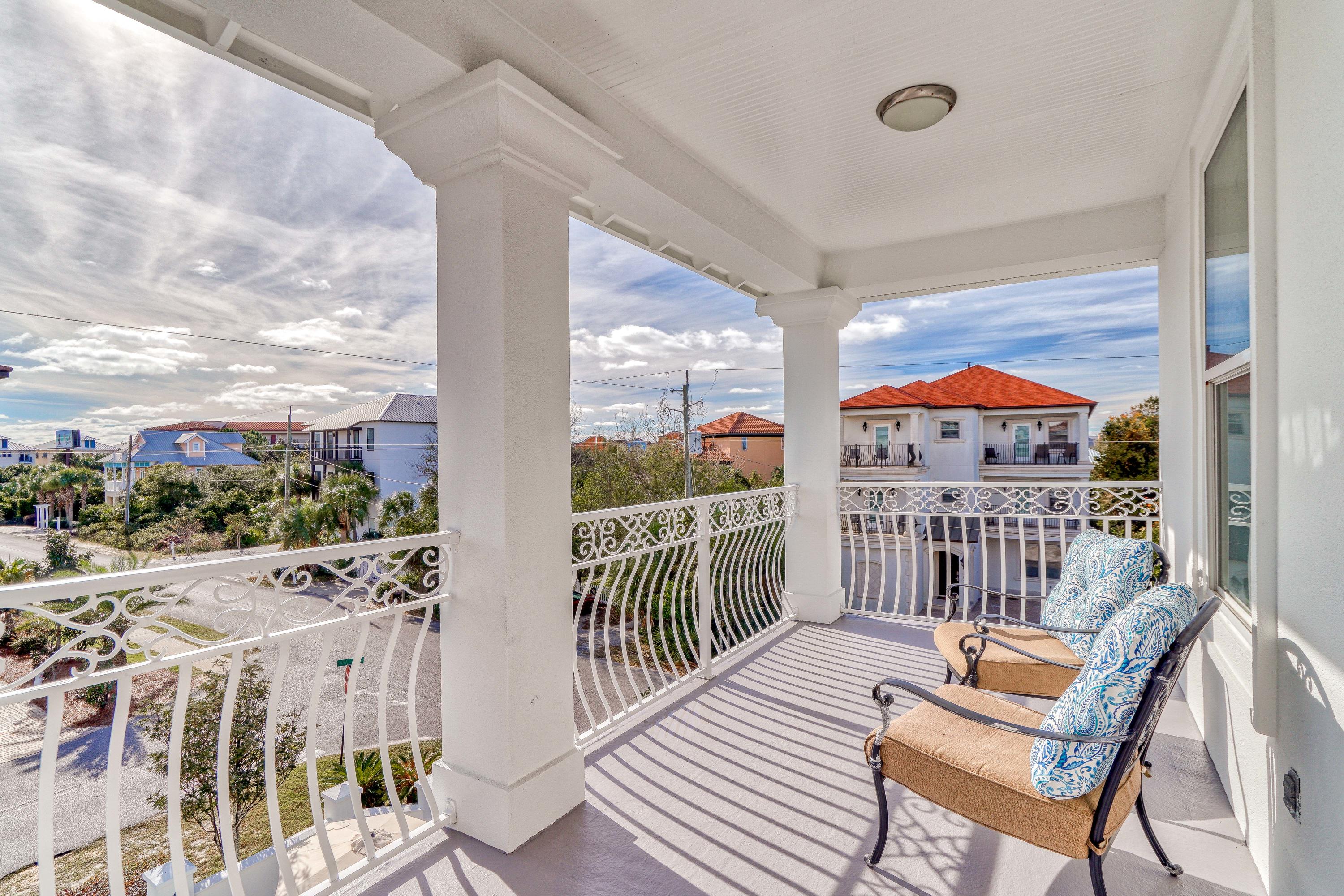 FRANGISTA BEACH 1ST ADDN - Residential