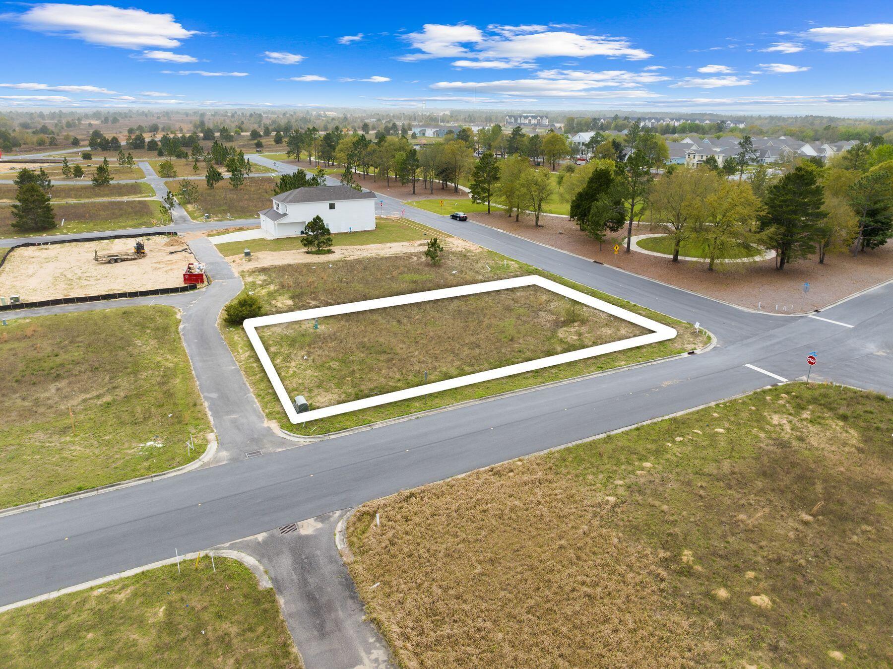 Discover the charm of Owl's Head, where your dream home awaits on a desirable corner lot. Nestled within this community are single-family residences, complemented by the serene beauty of a pristine lake and a central park.Join a welcoming community and take advantage of nearby outdoor trails for exploration. With easy access to dining, shopping, and Freeport High School, this location offers both convenience and comfort. Don't miss this opportunity to create your perfect haven in Owls Head!
