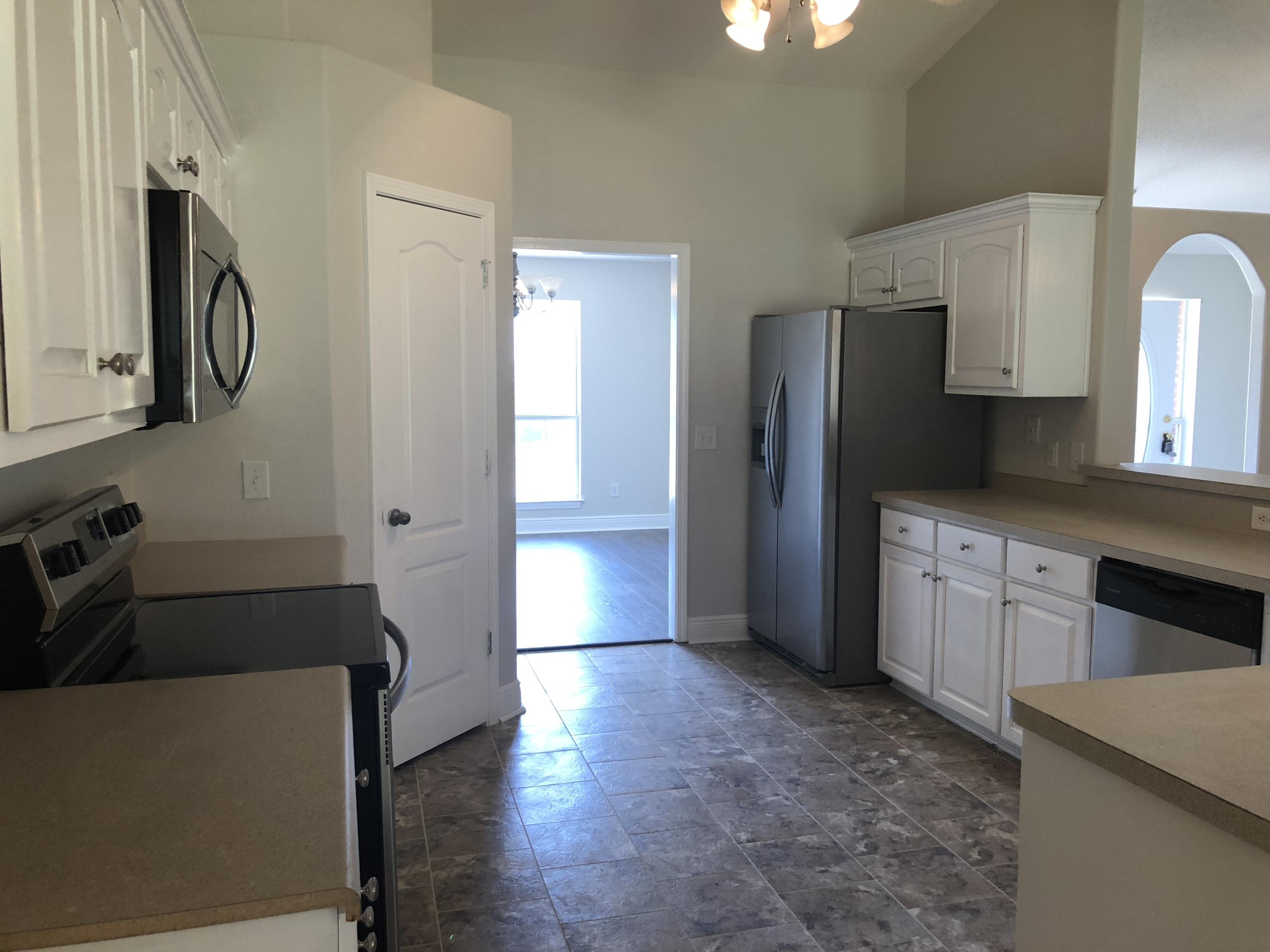 LEE FARMS PH I - Residential