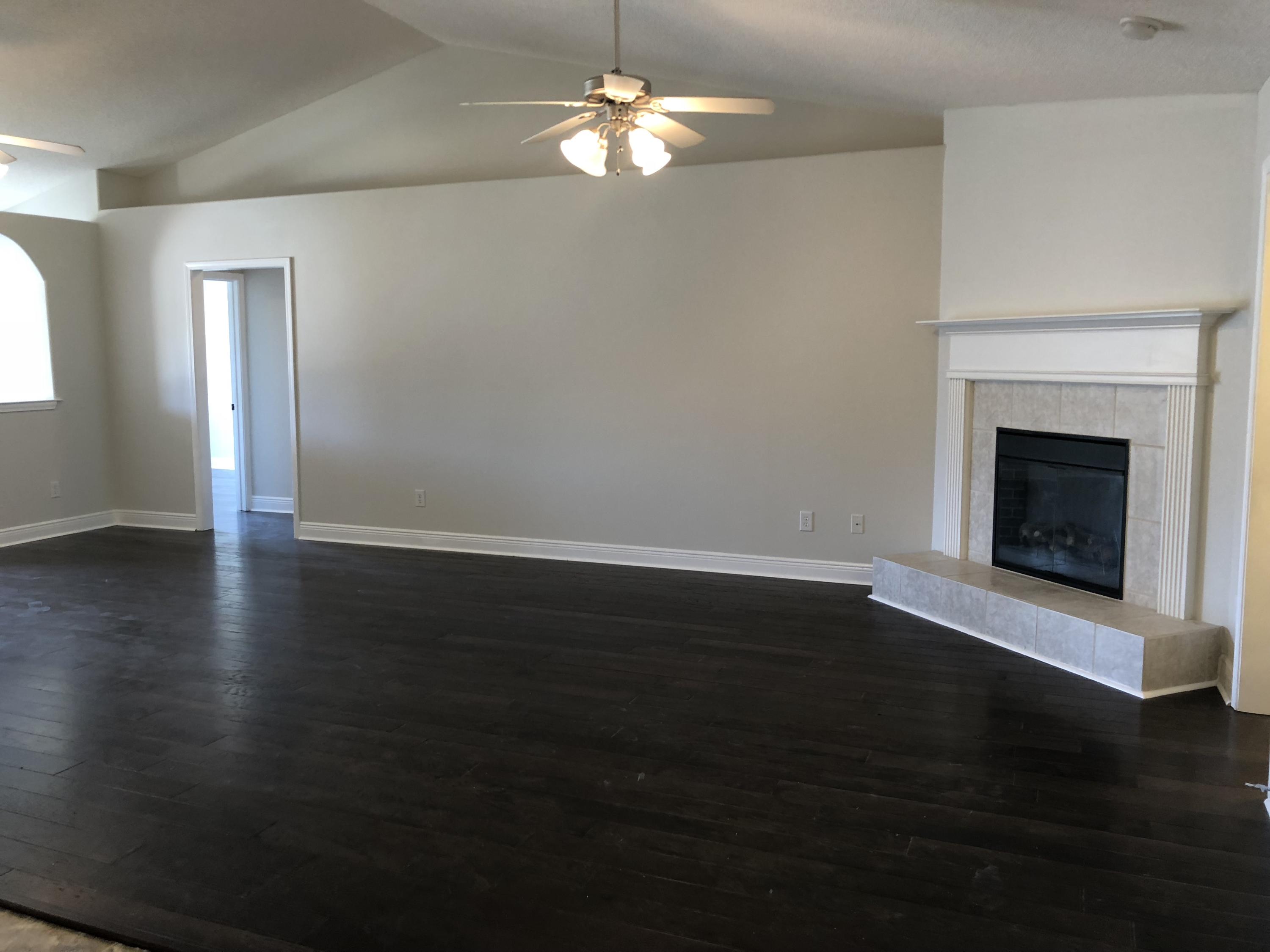 LEE FARMS PH I - Residential