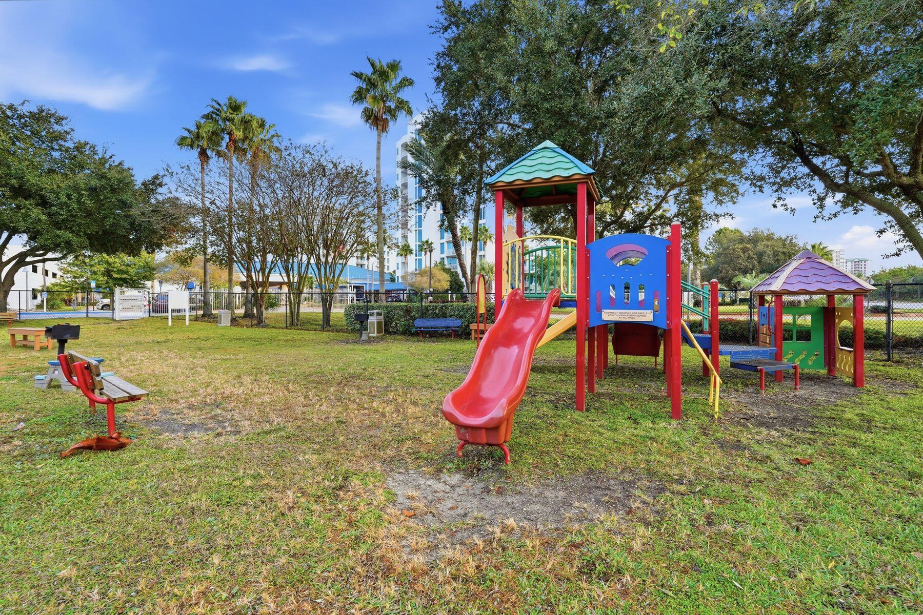 THE PALMS OF DESTIN - Residential