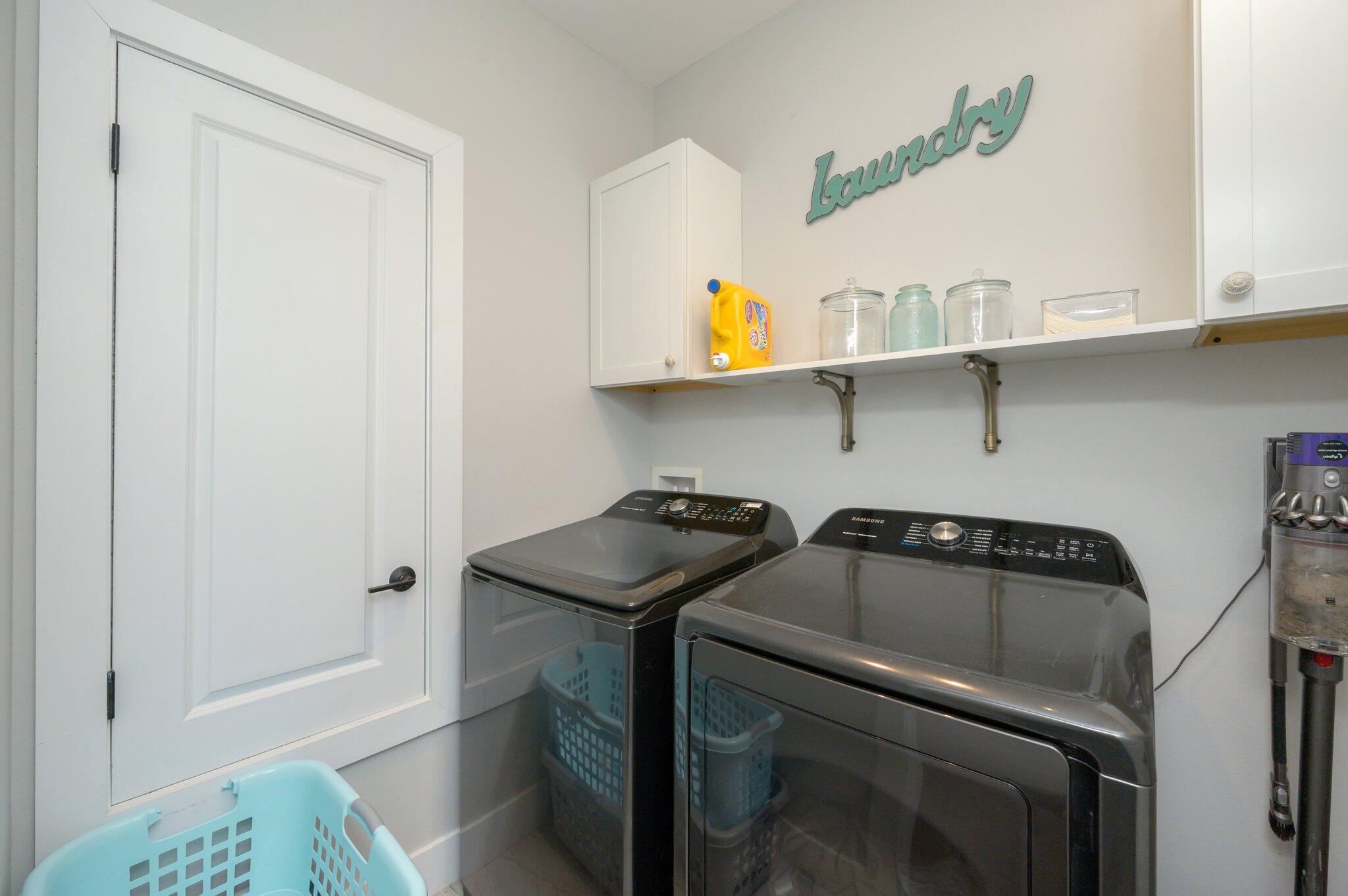 THE PINES - Residential