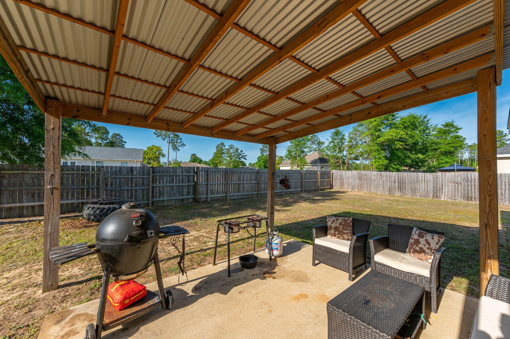 THE PINES - Residential