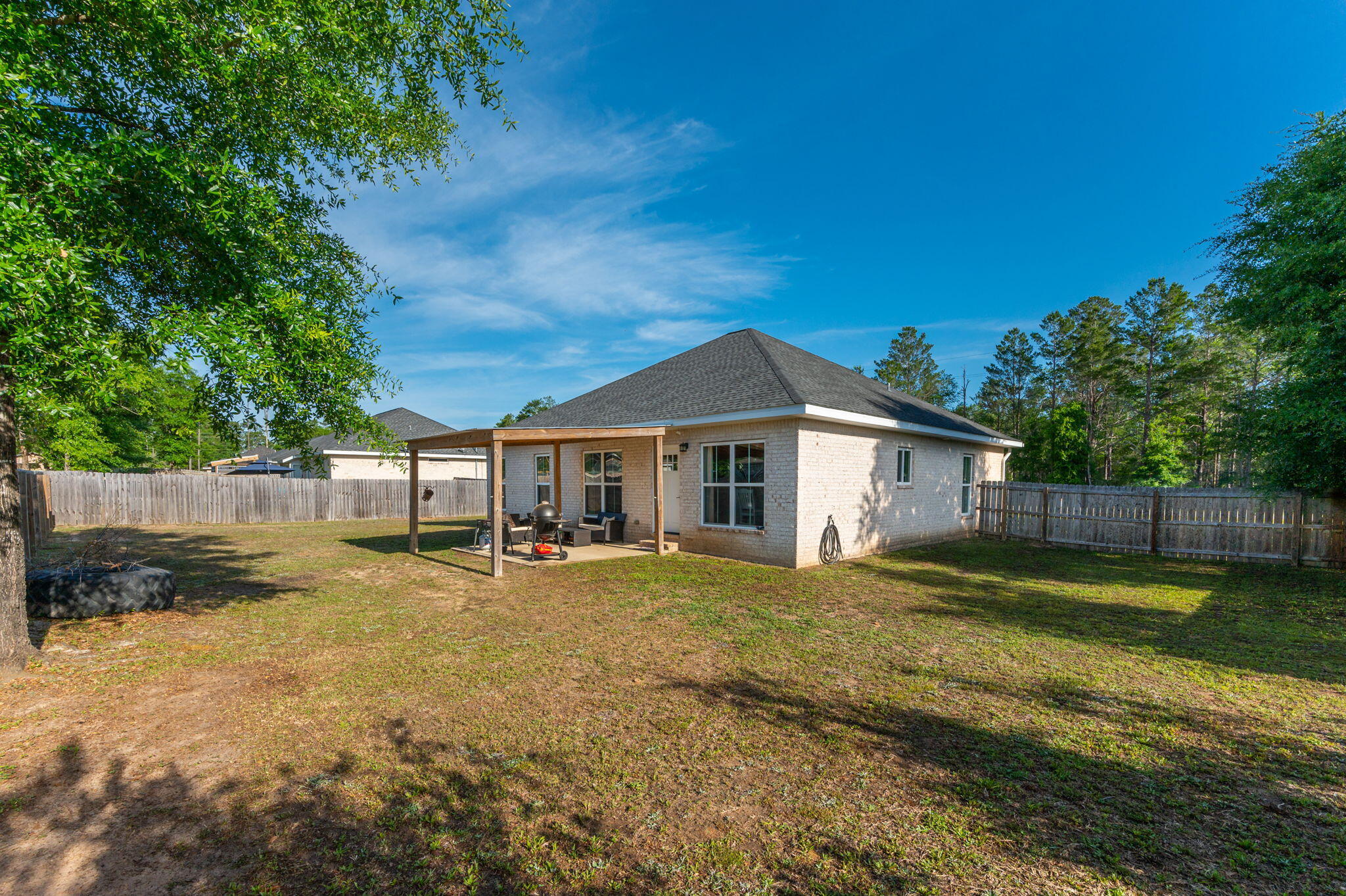 THE PINES - Residential