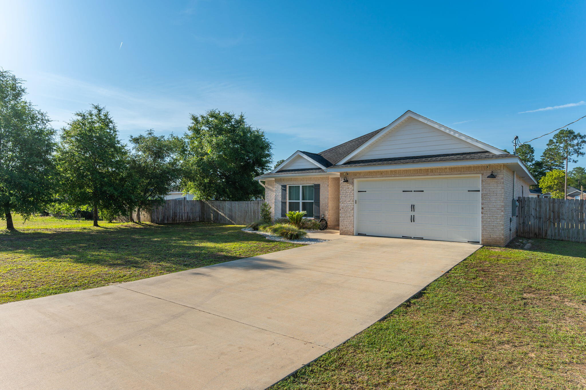 THE PINES - Residential