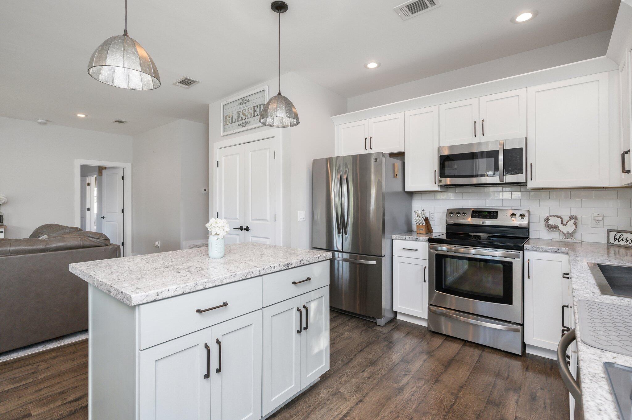 THE PINES - Residential