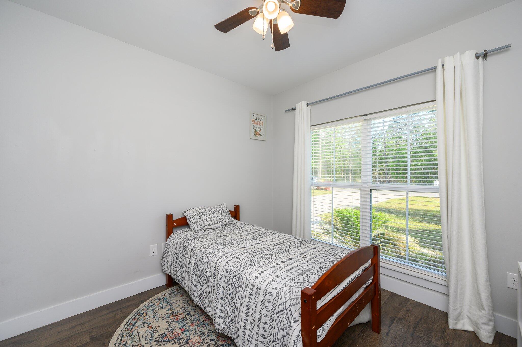 THE PINES - Residential