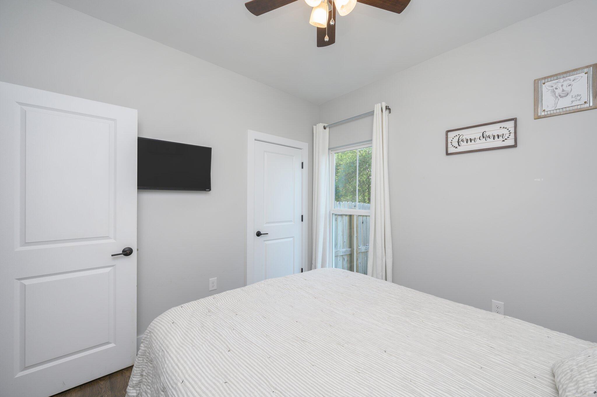 THE PINES - Residential