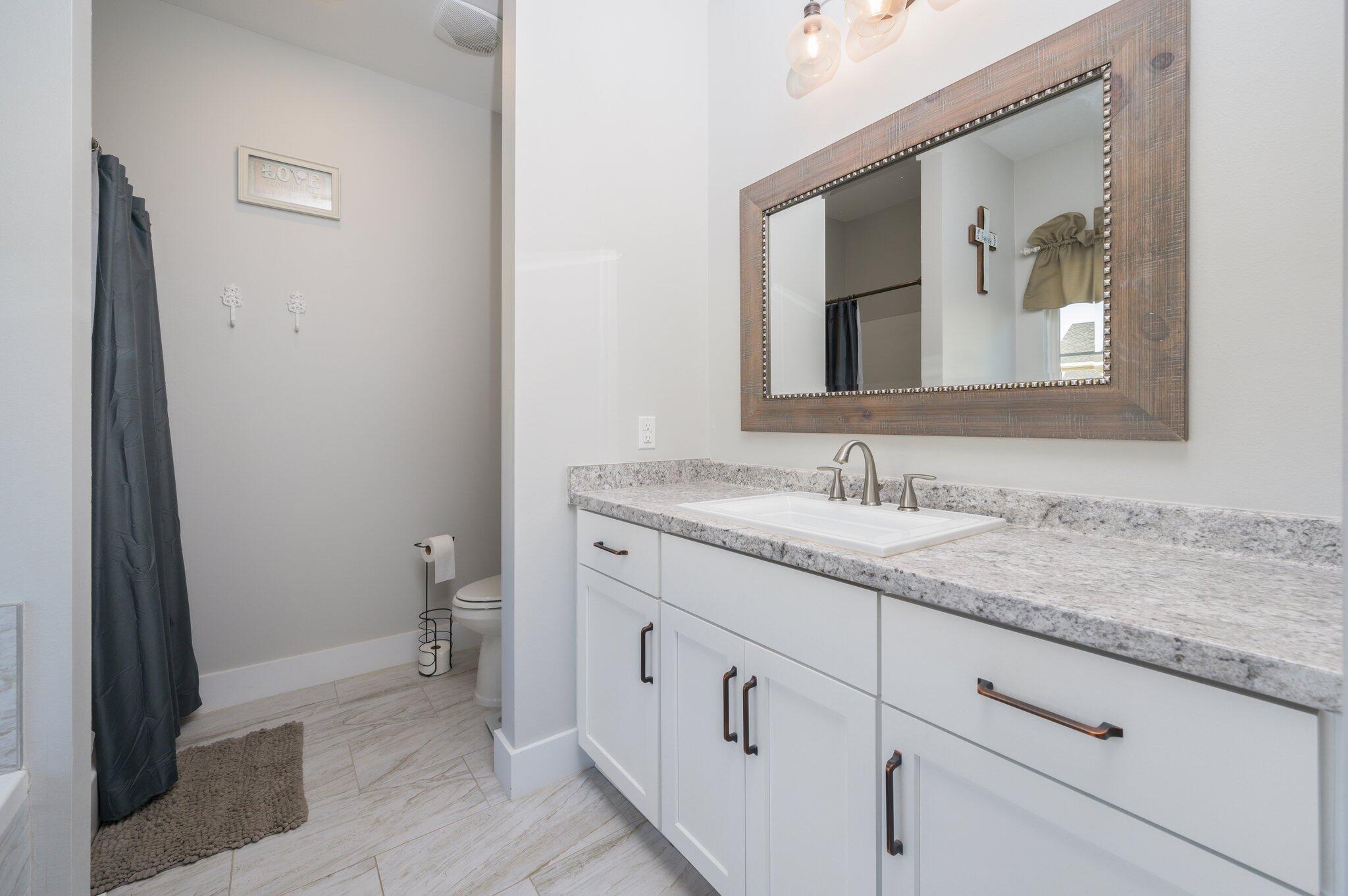 THE PINES - Residential