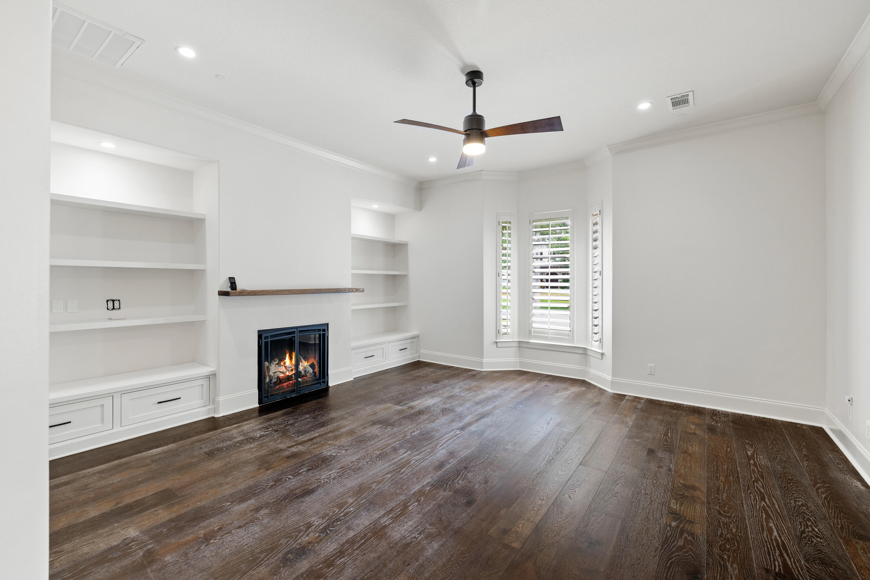 REGATTA BAY PH 1 - Residential