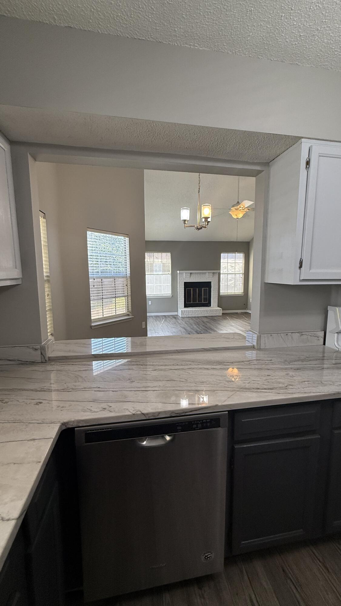 CANTERBURY WOODS - Residential