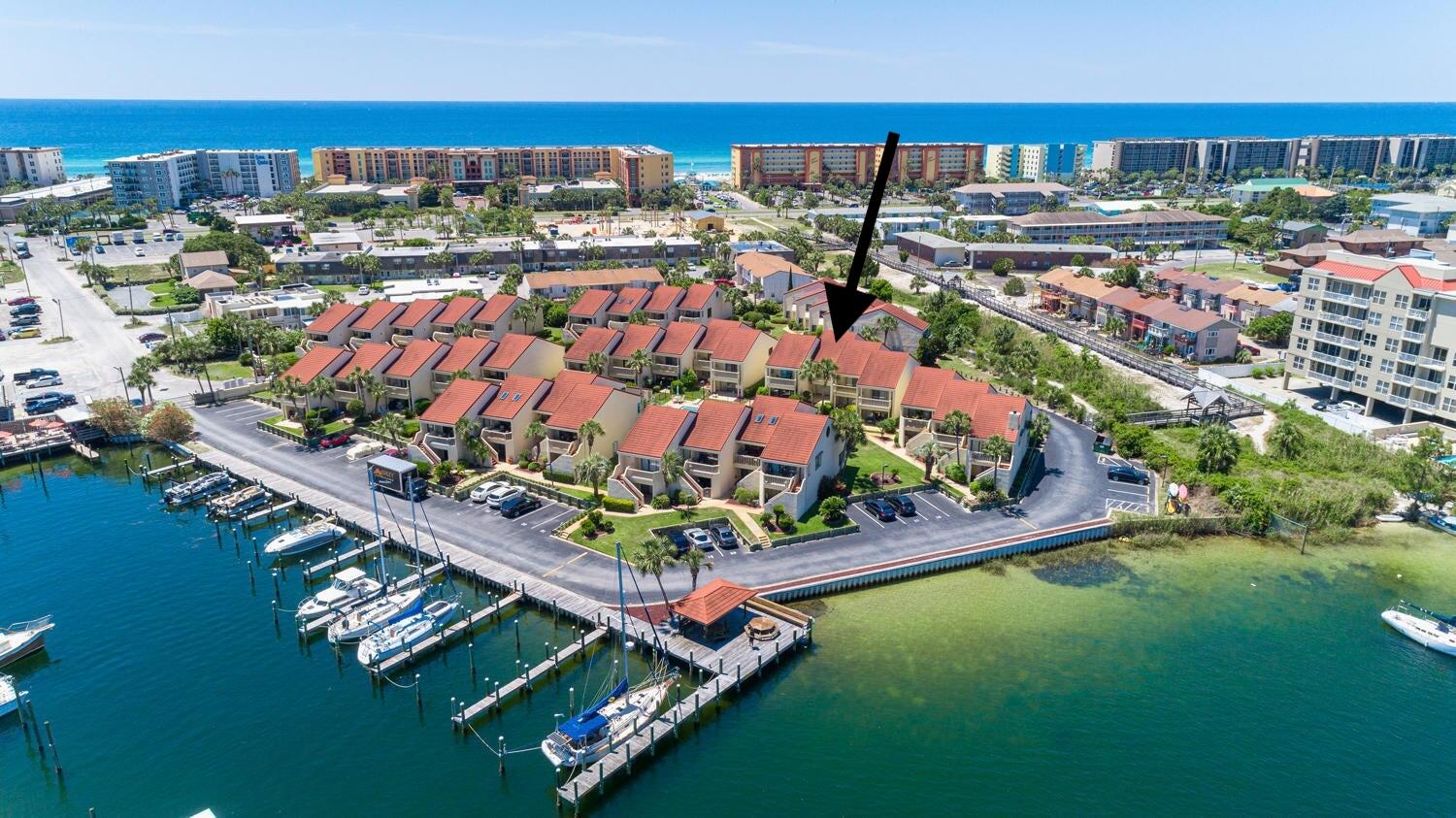 CLIPPER COVE T/H - Residential