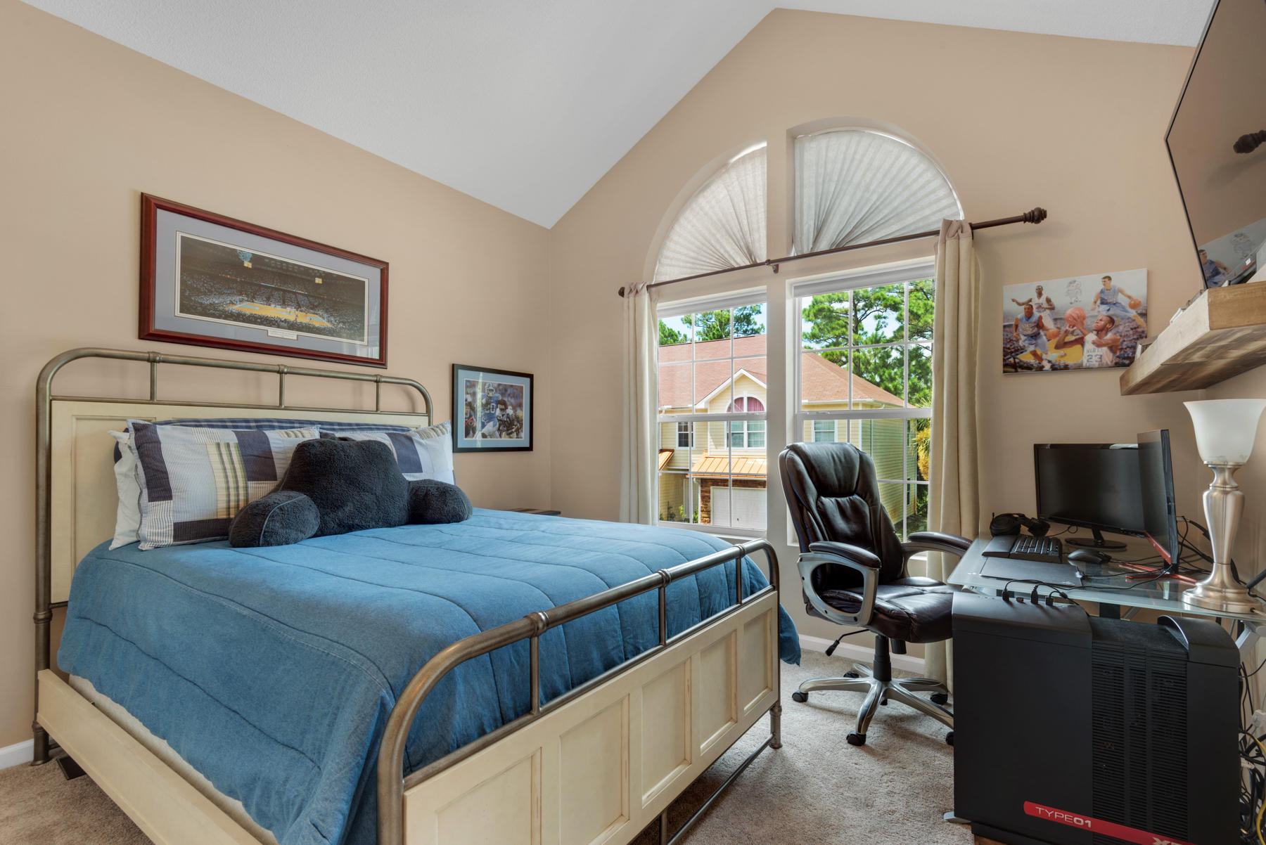 STONEGATE VILLAS - Residential