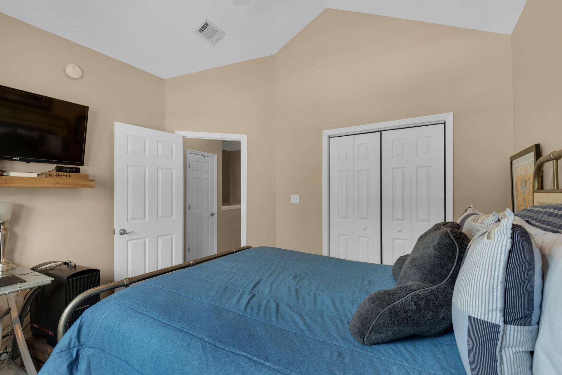 STONEGATE VILLAS - Residential