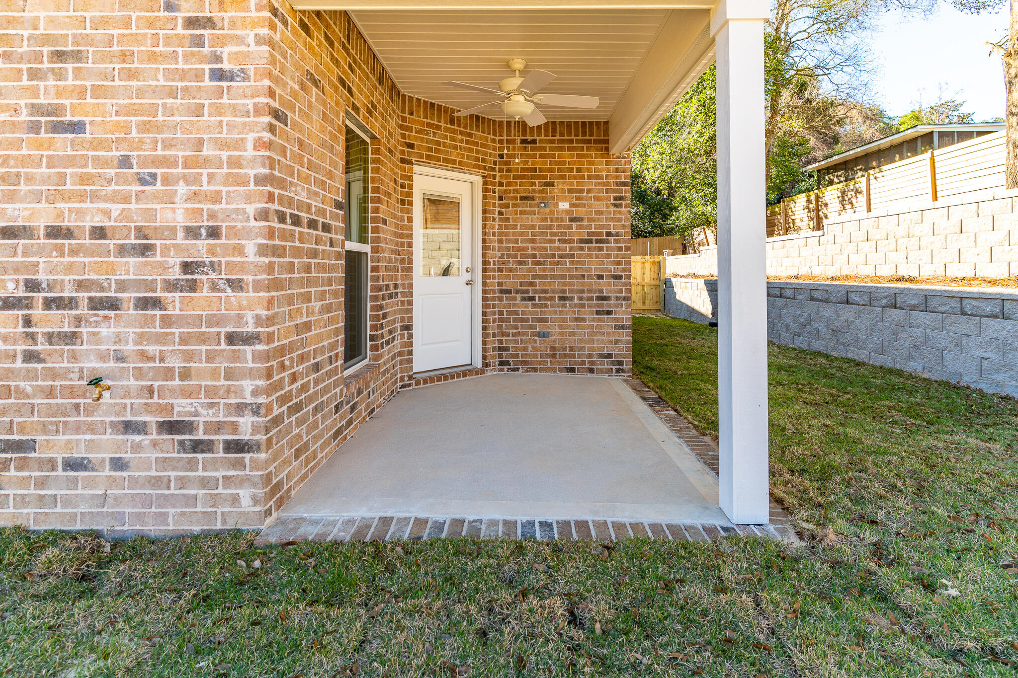 Cedar Ave - Residential