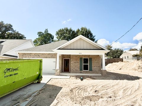 A home in Niceville