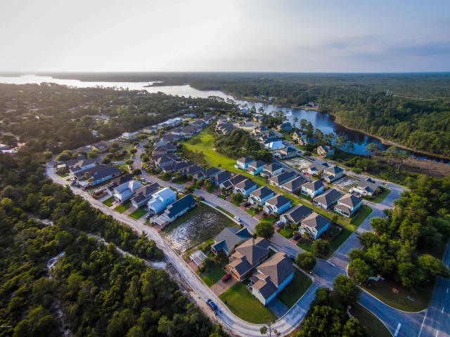 TURTLE COVE AT LAKE POWELL - Residential