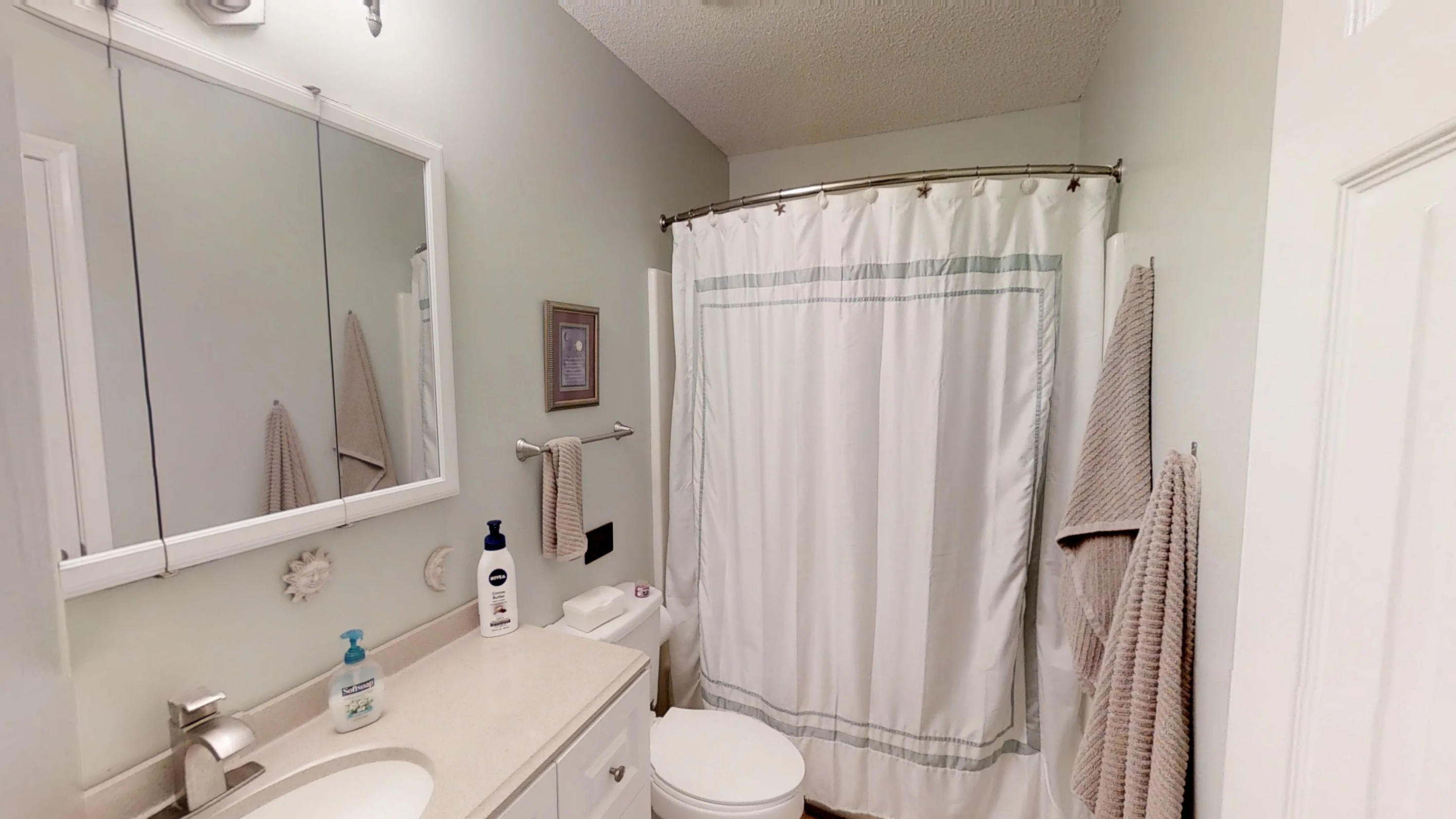 COUNTRY BREEZE ESTATES - Residential