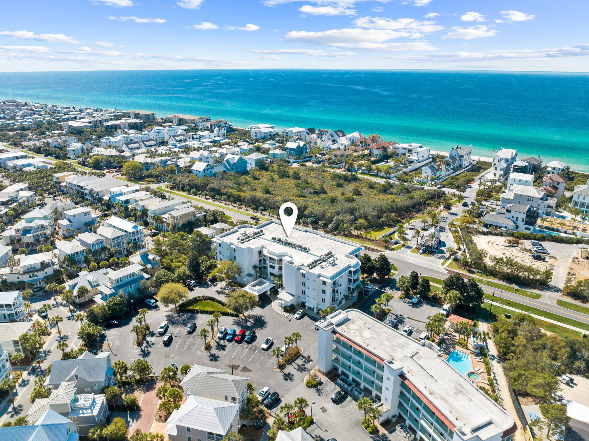 ALEXANDER AT PALM COURT - Residential