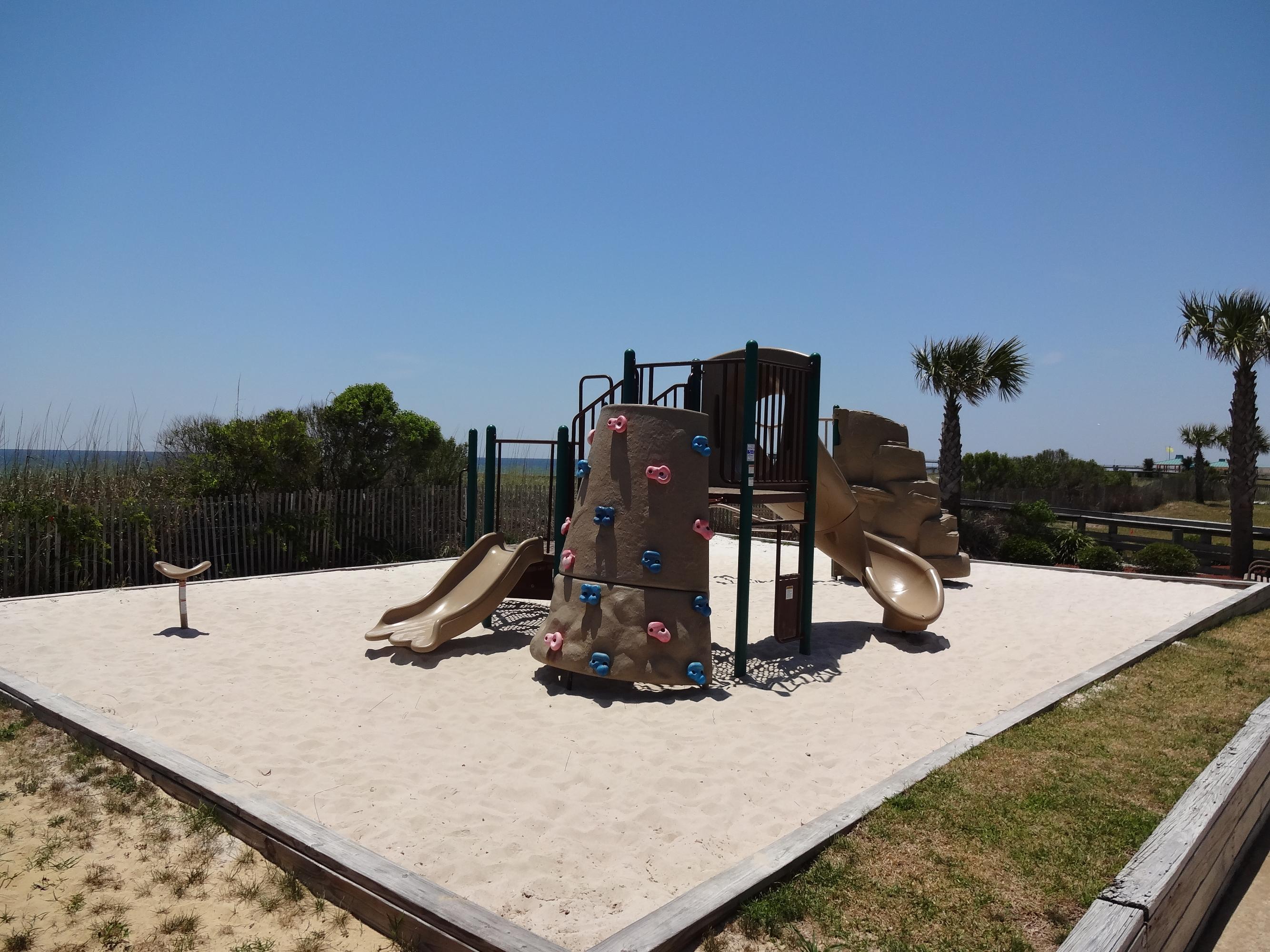 SEASPRAY CONDO - Residential