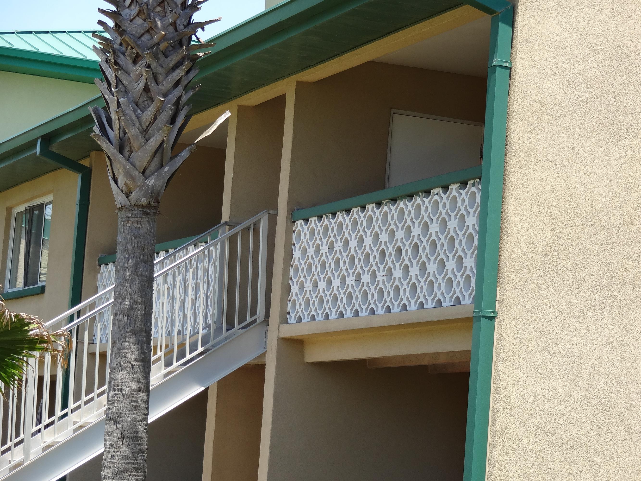 SEASPRAY CONDO - Residential