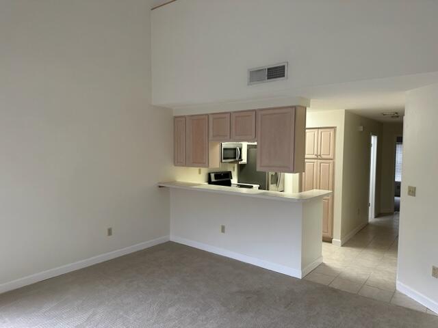 LAKESIDE CONDO AT BLUEWATER BAY - Residential Lease