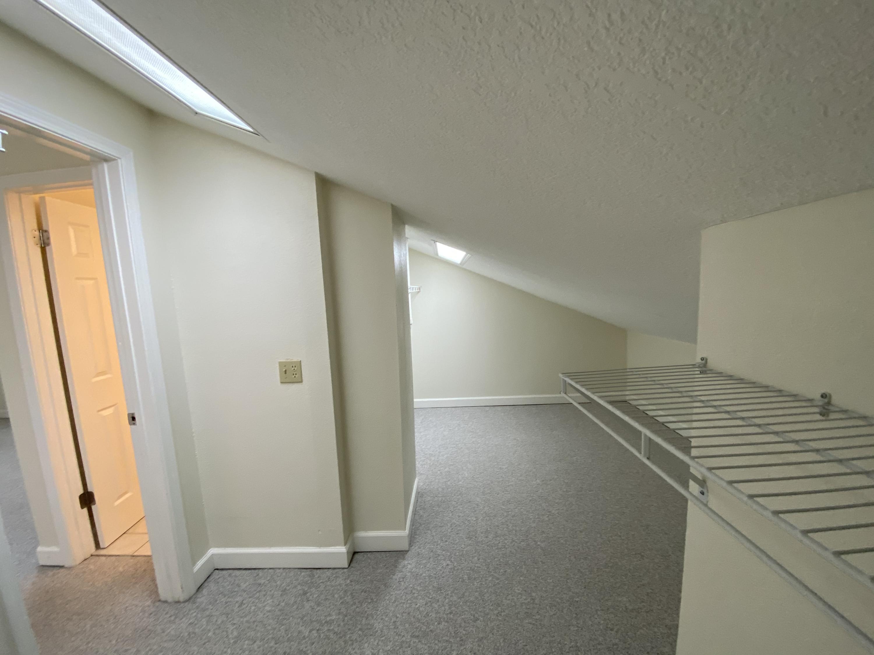 LAKESIDE CONDO AT BLUEWATER BAY - Residential Lease