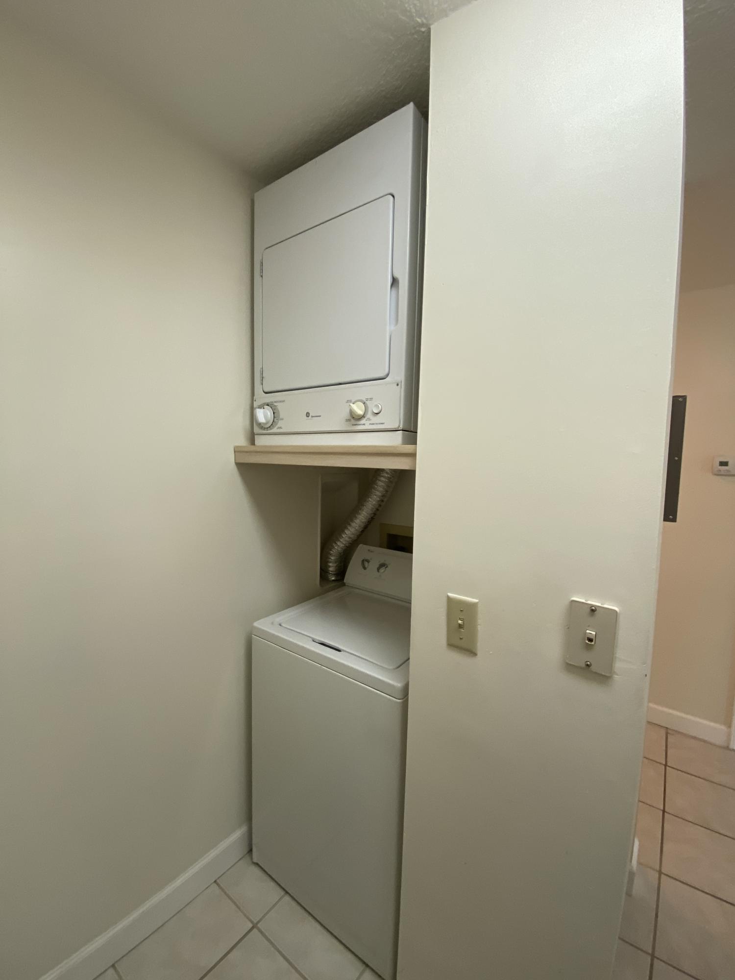 LAKESIDE CONDO AT BLUEWATER BAY - Residential Lease