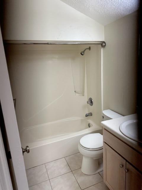 LAKESIDE CONDO AT BLUEWATER BAY - Residential Lease