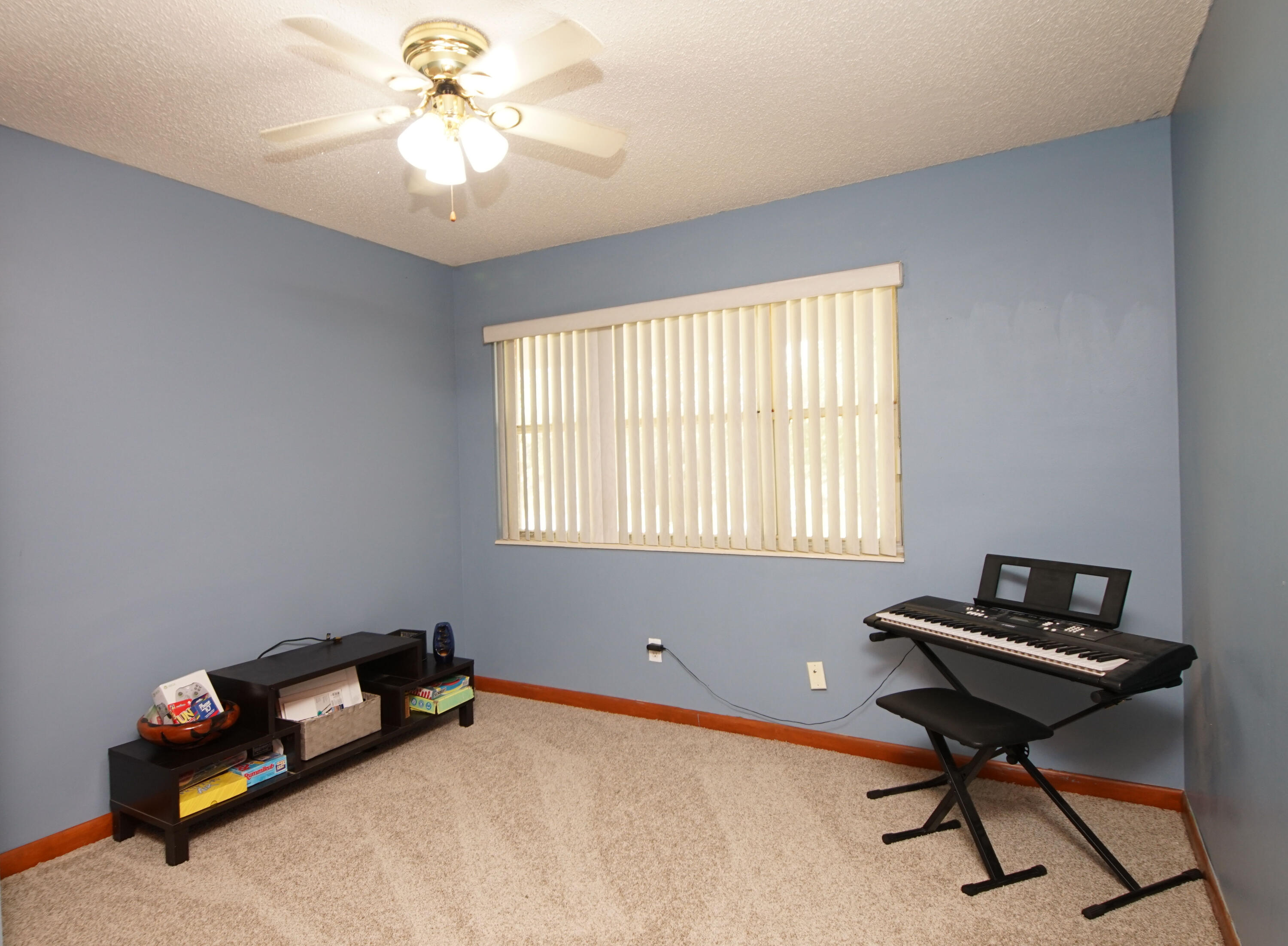 MCLAUGHLIN & HARRIS - Residential