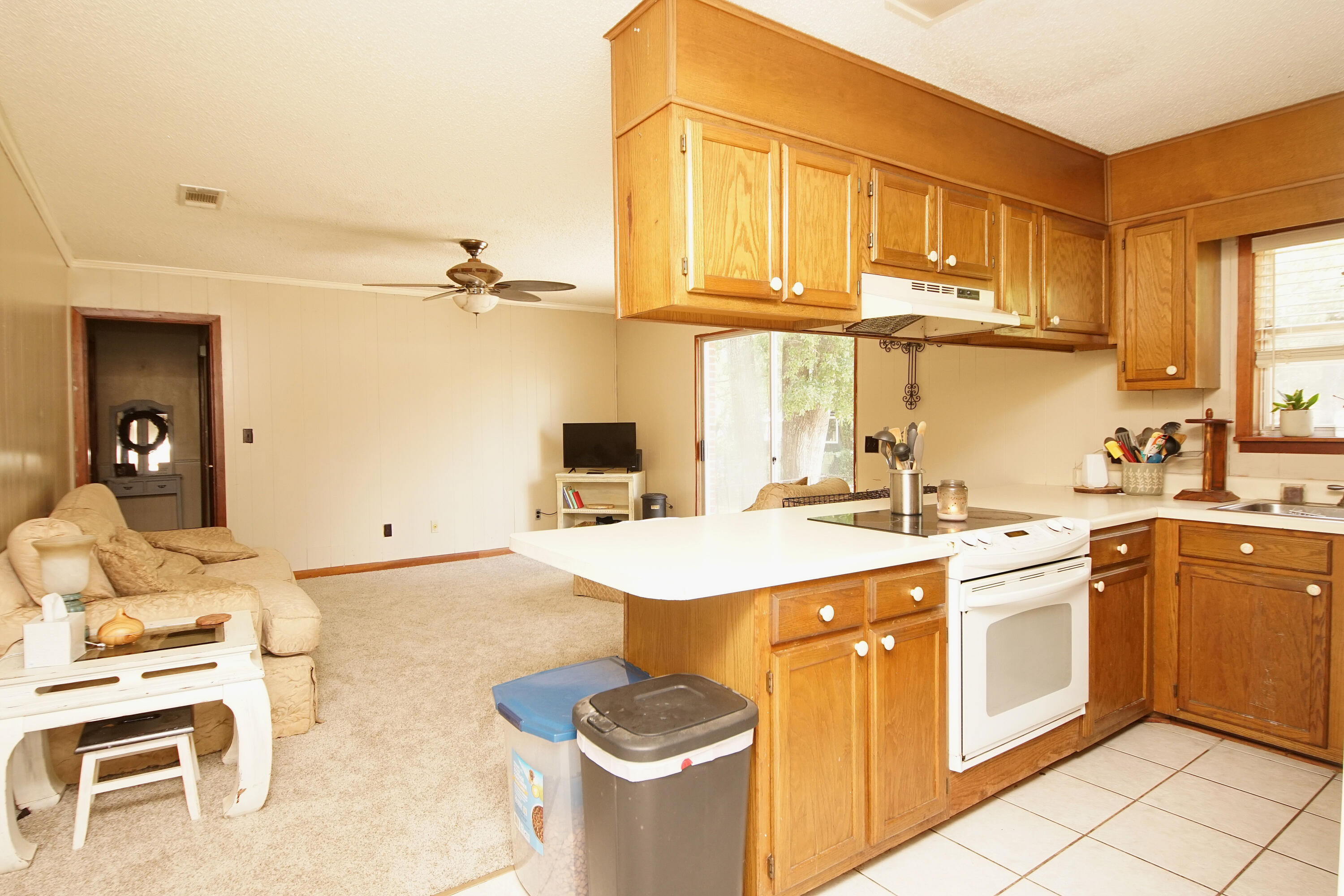 MCLAUGHLIN & HARRIS - Residential