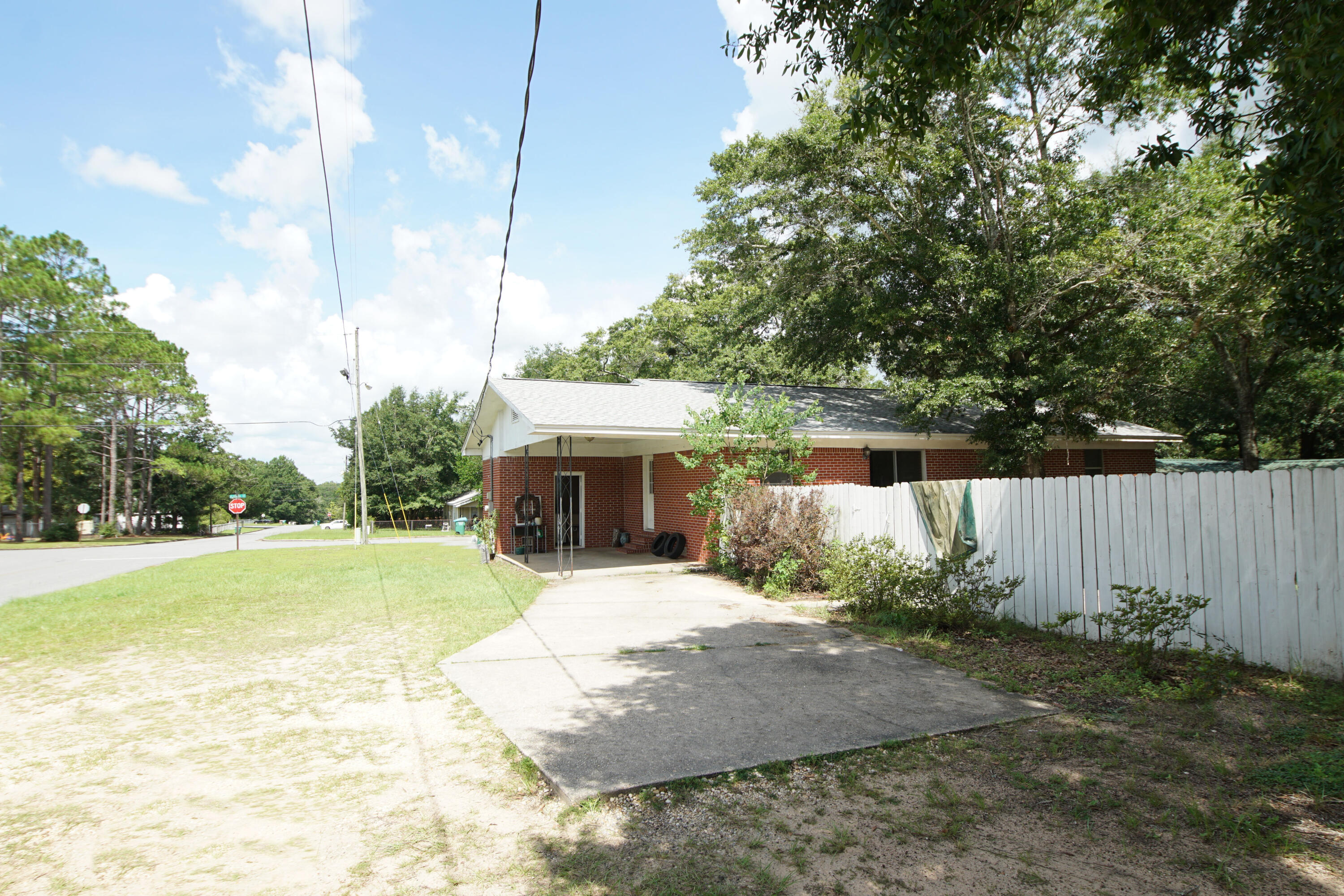 MCLAUGHLIN & HARRIS - Residential