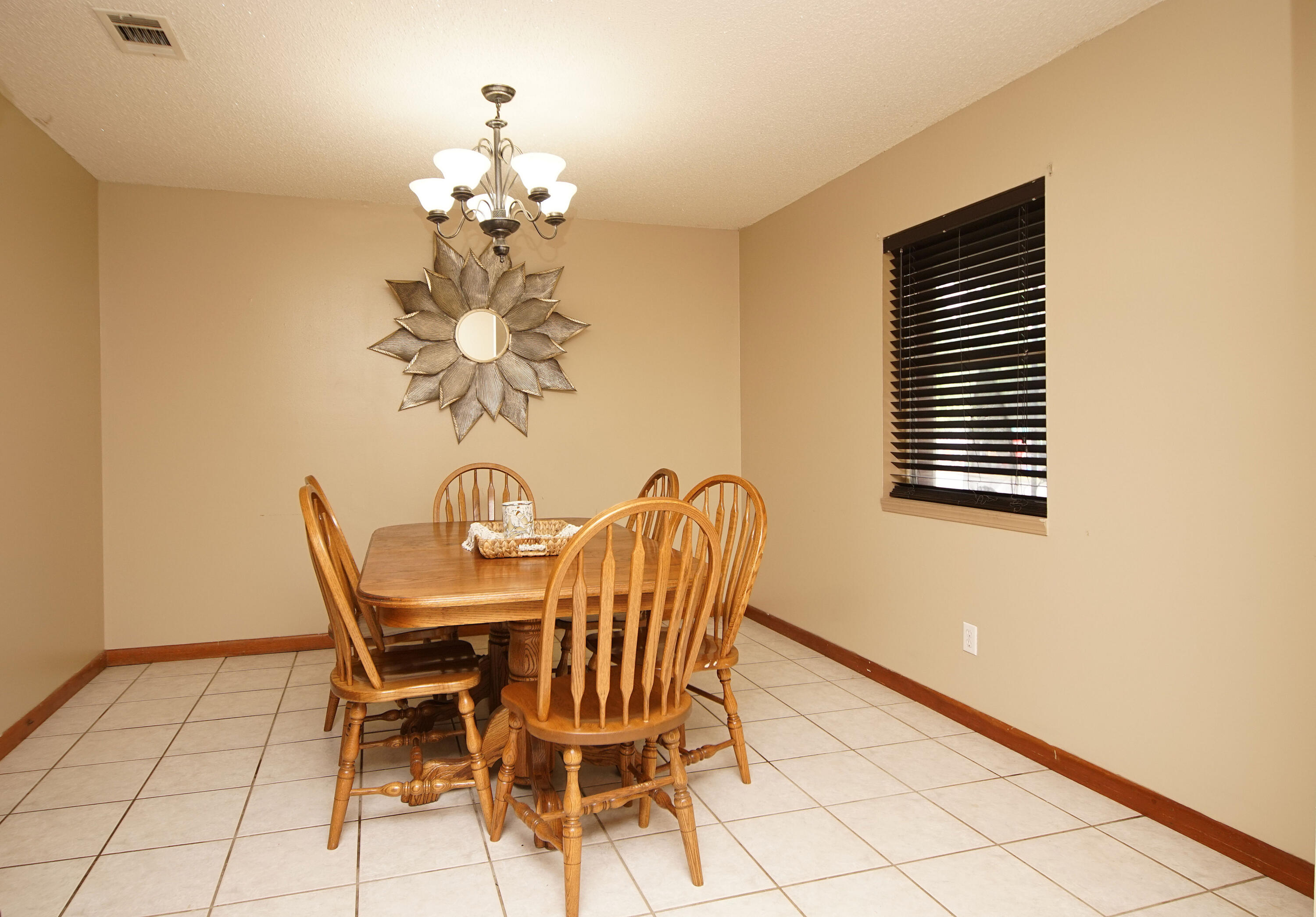 MCLAUGHLIN & HARRIS - Residential