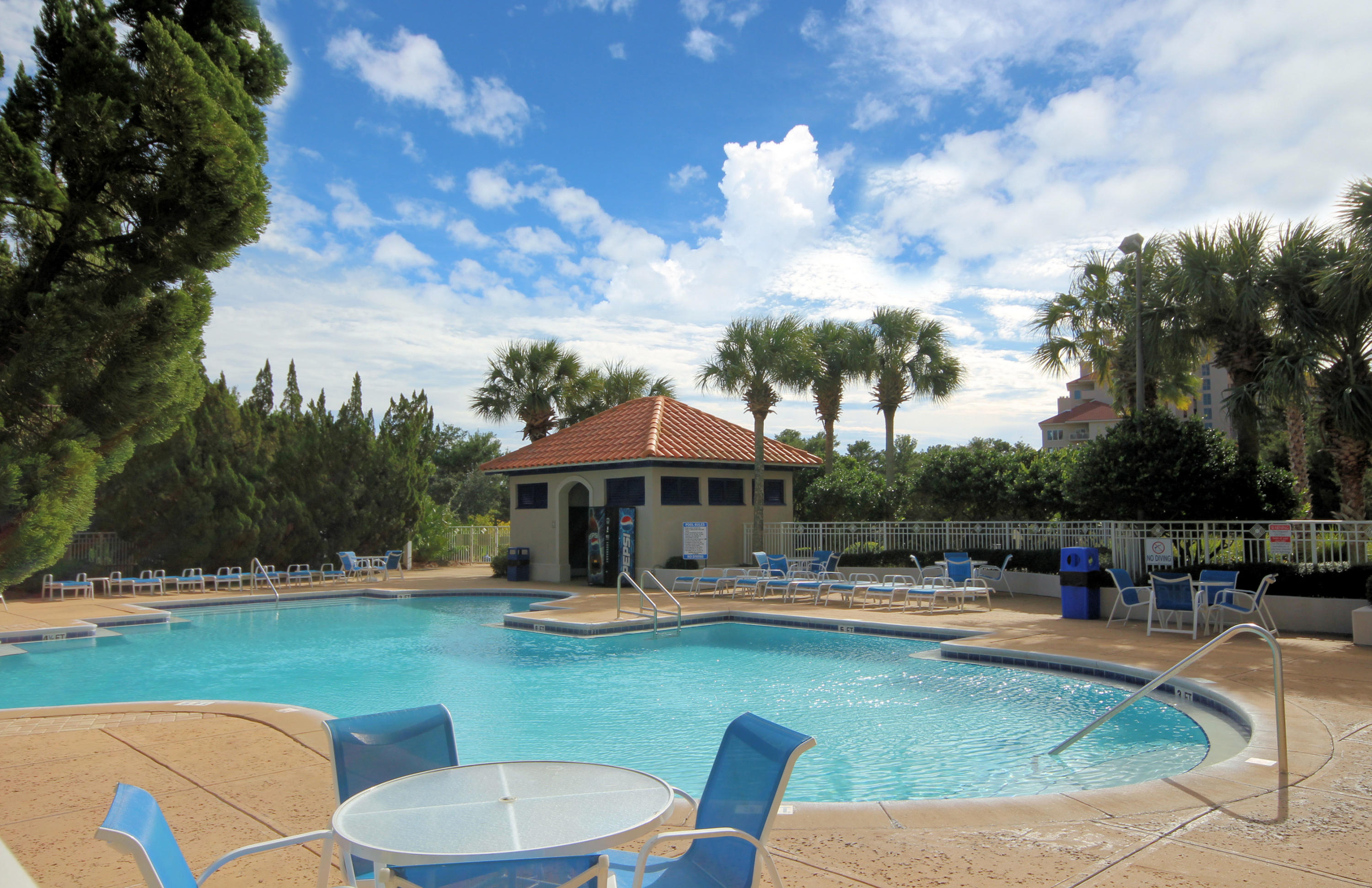 SUMMIT AT TOPS'L (THE) - Residential