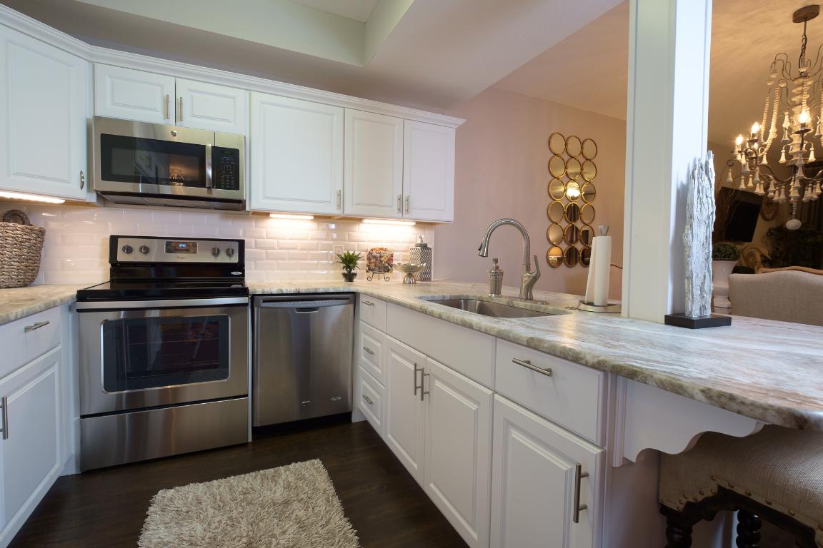 SUMMIT AT TOPS'L (THE) - Residential