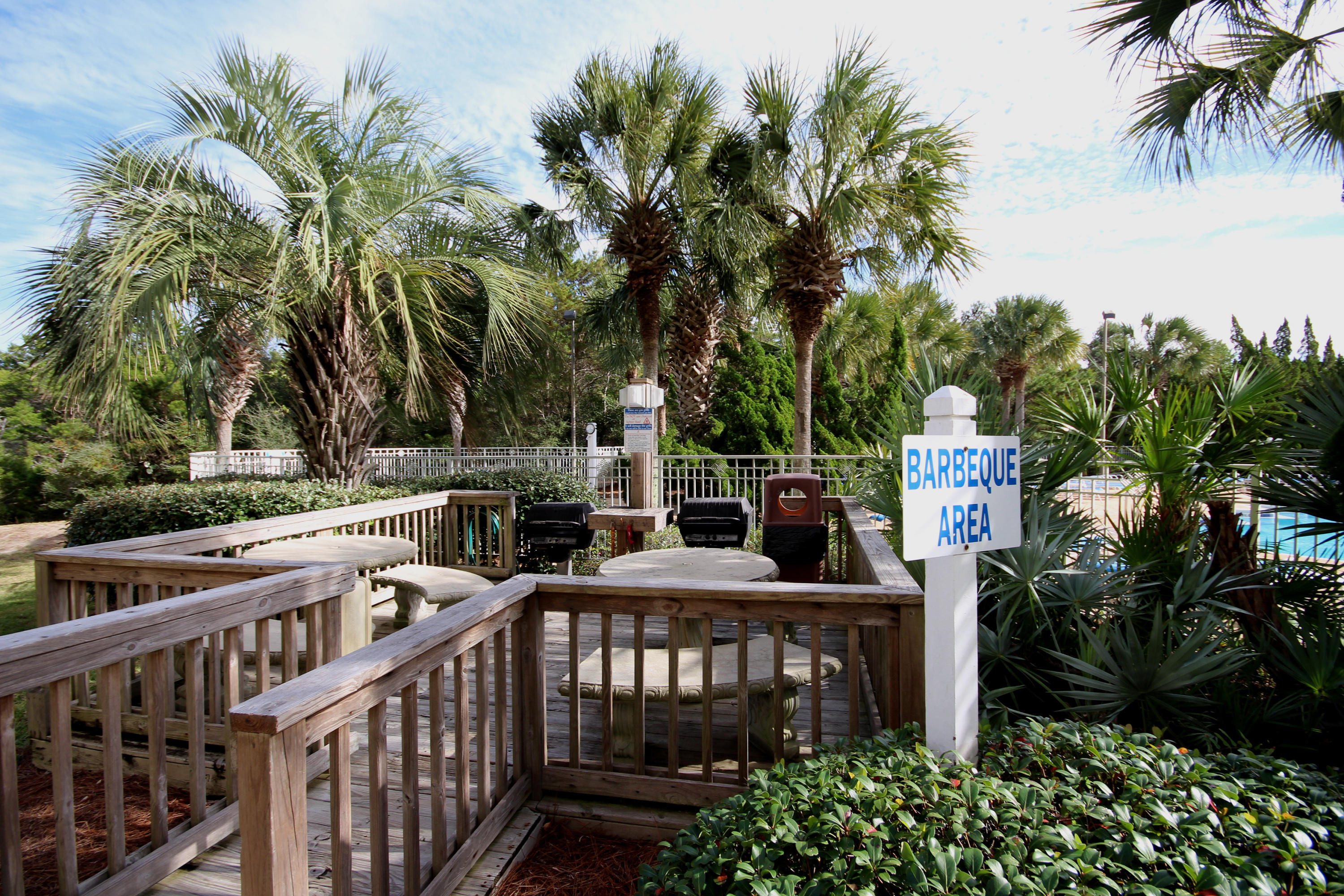 SUMMIT AT TOPS'L (THE) - Residential