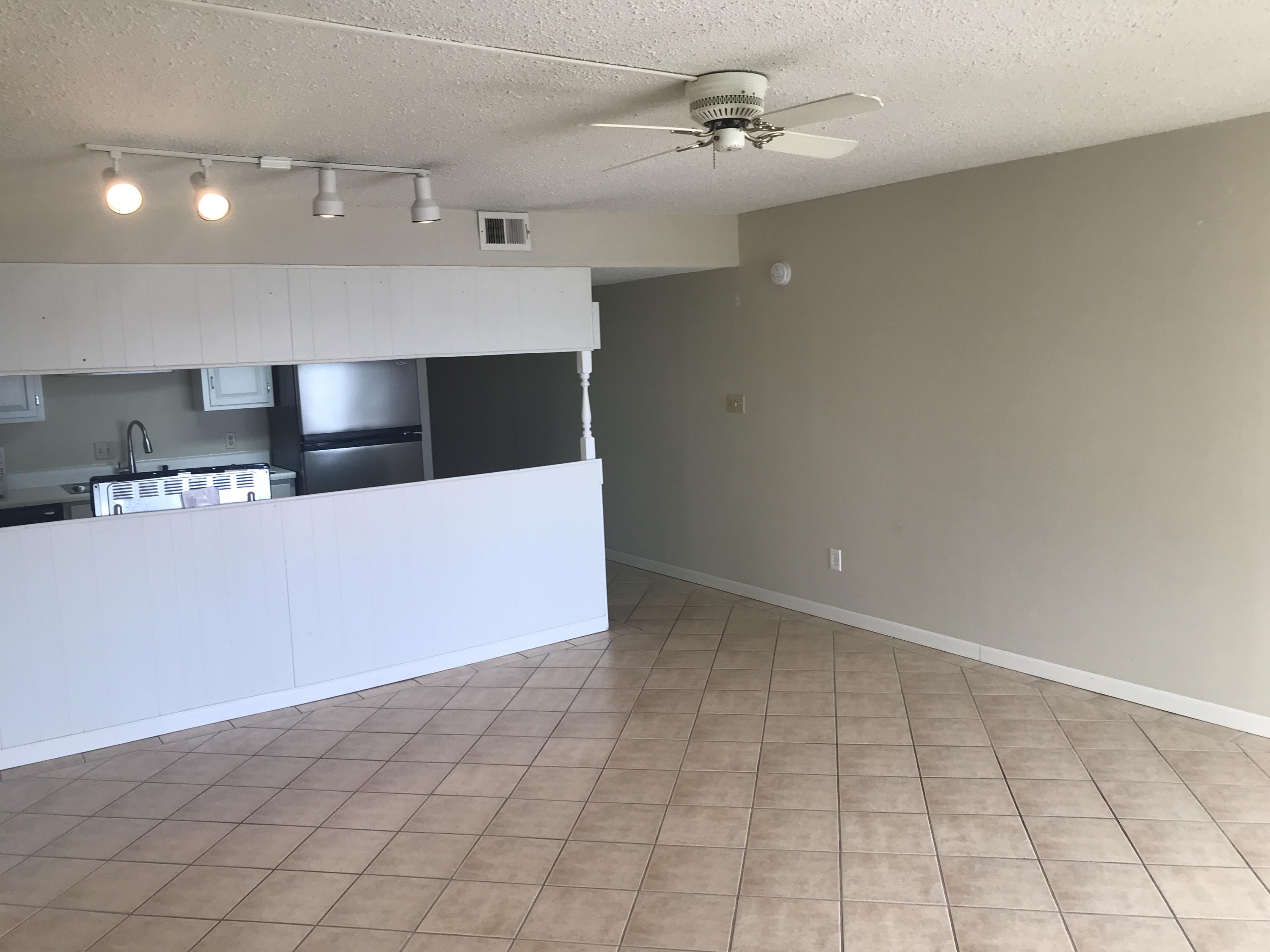 VALENCIA CONDO - Residential