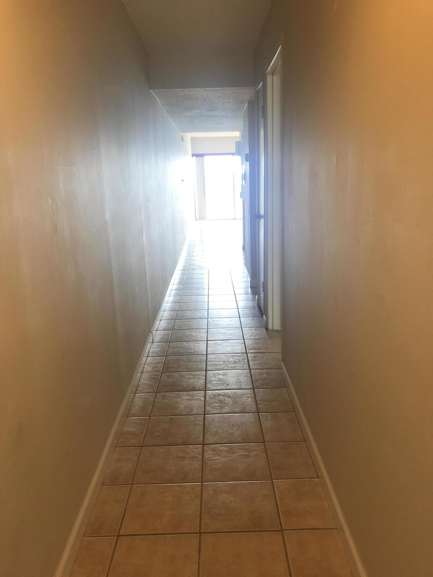 VALENCIA CONDO - Residential