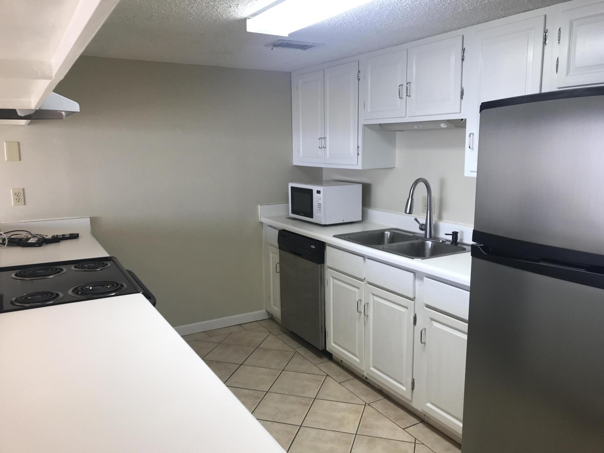 VALENCIA CONDO - Residential