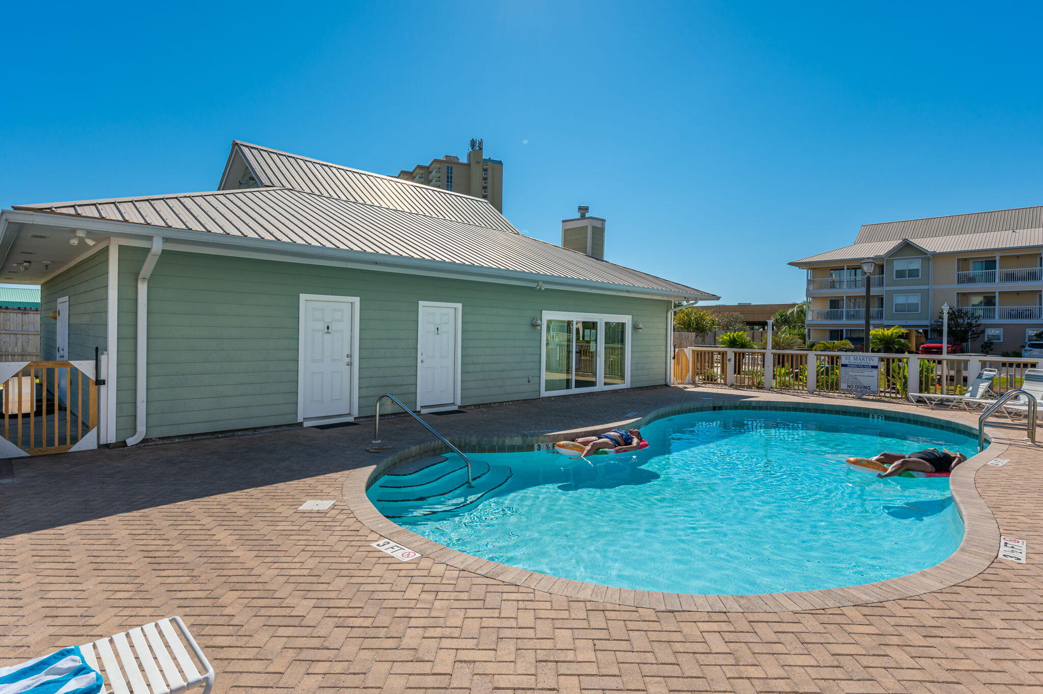 ST MARTIN BEACHWALK VILLAS - Residential