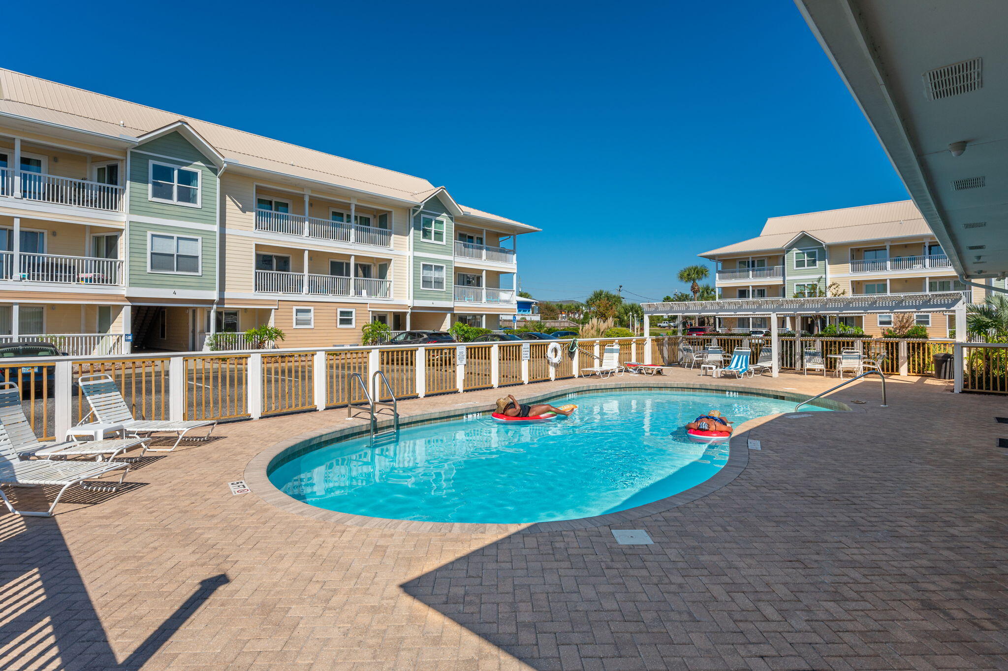 ST MARTIN BEACHWALK VILLAS - Residential