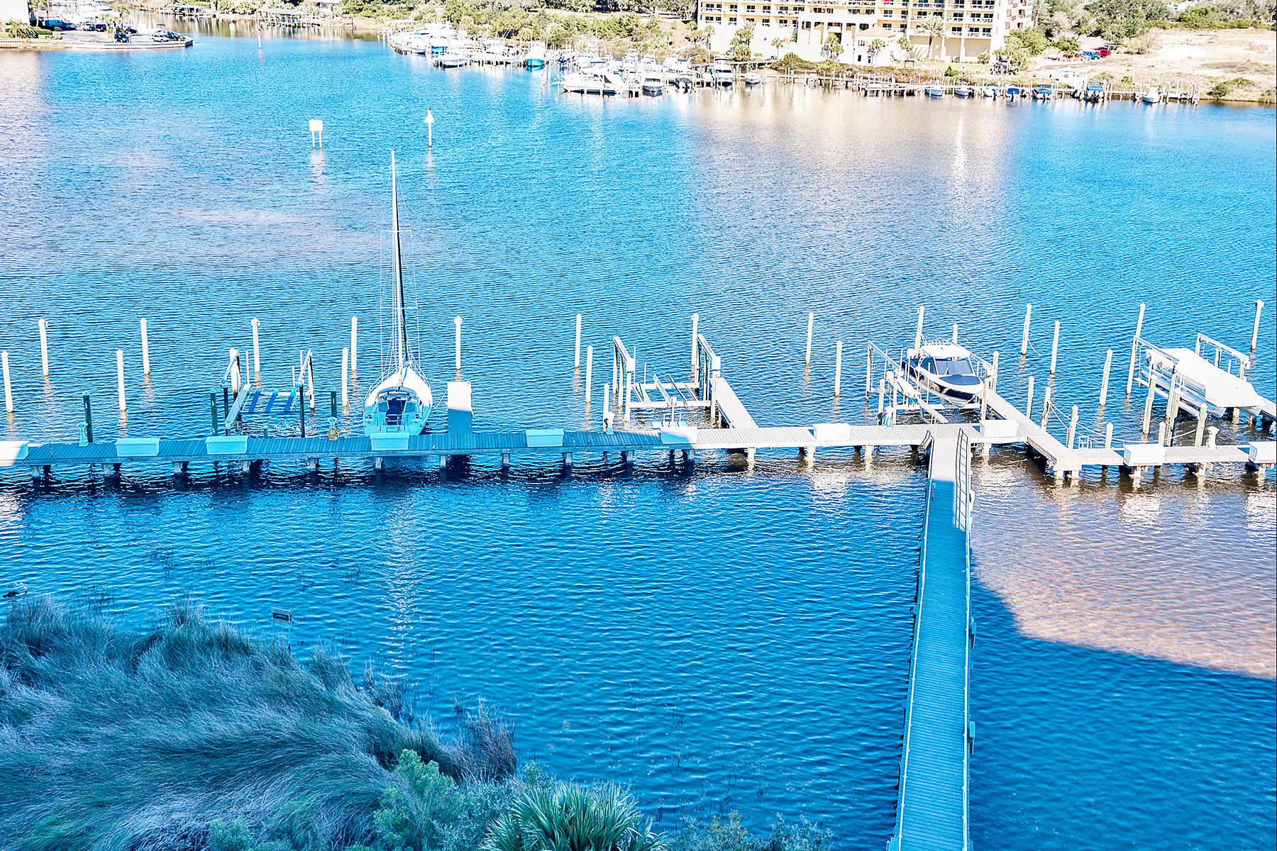 HARBOR LANDING - Residential