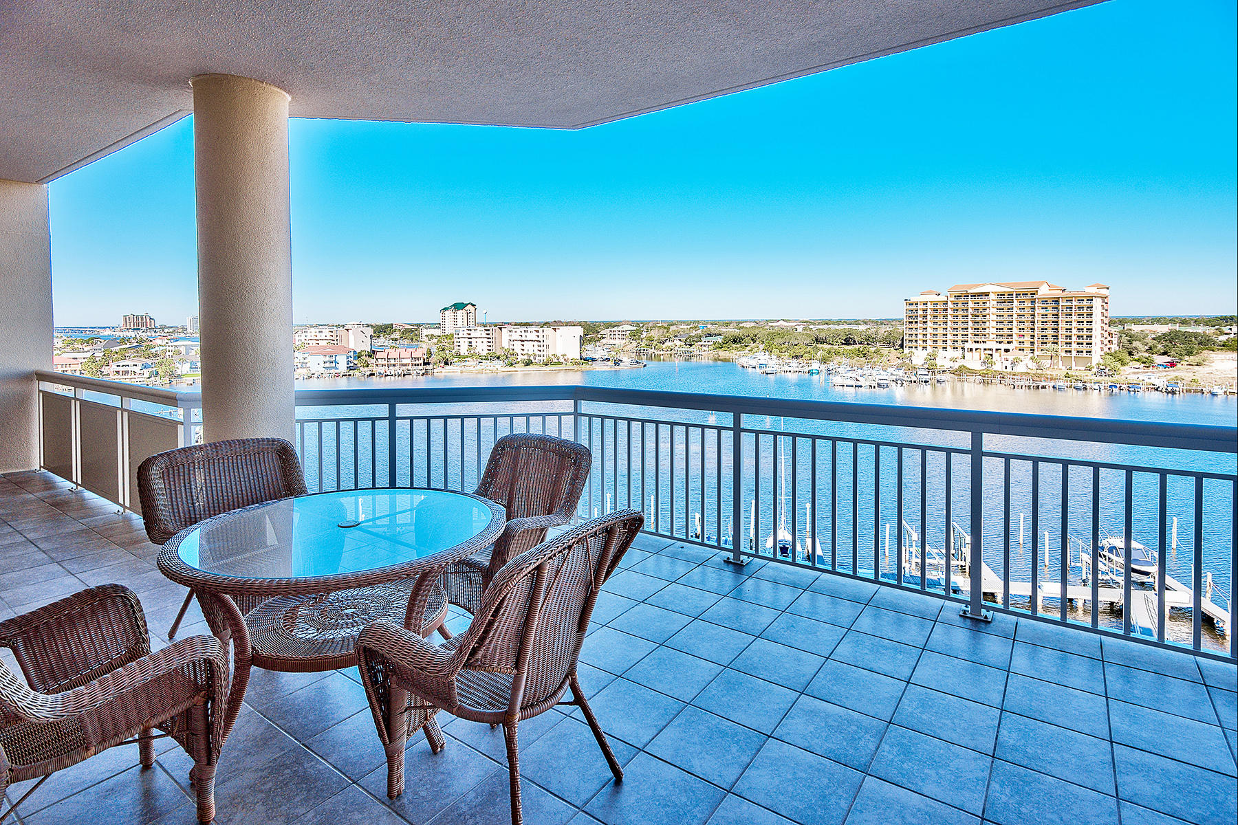 HARBOR LANDING - Residential